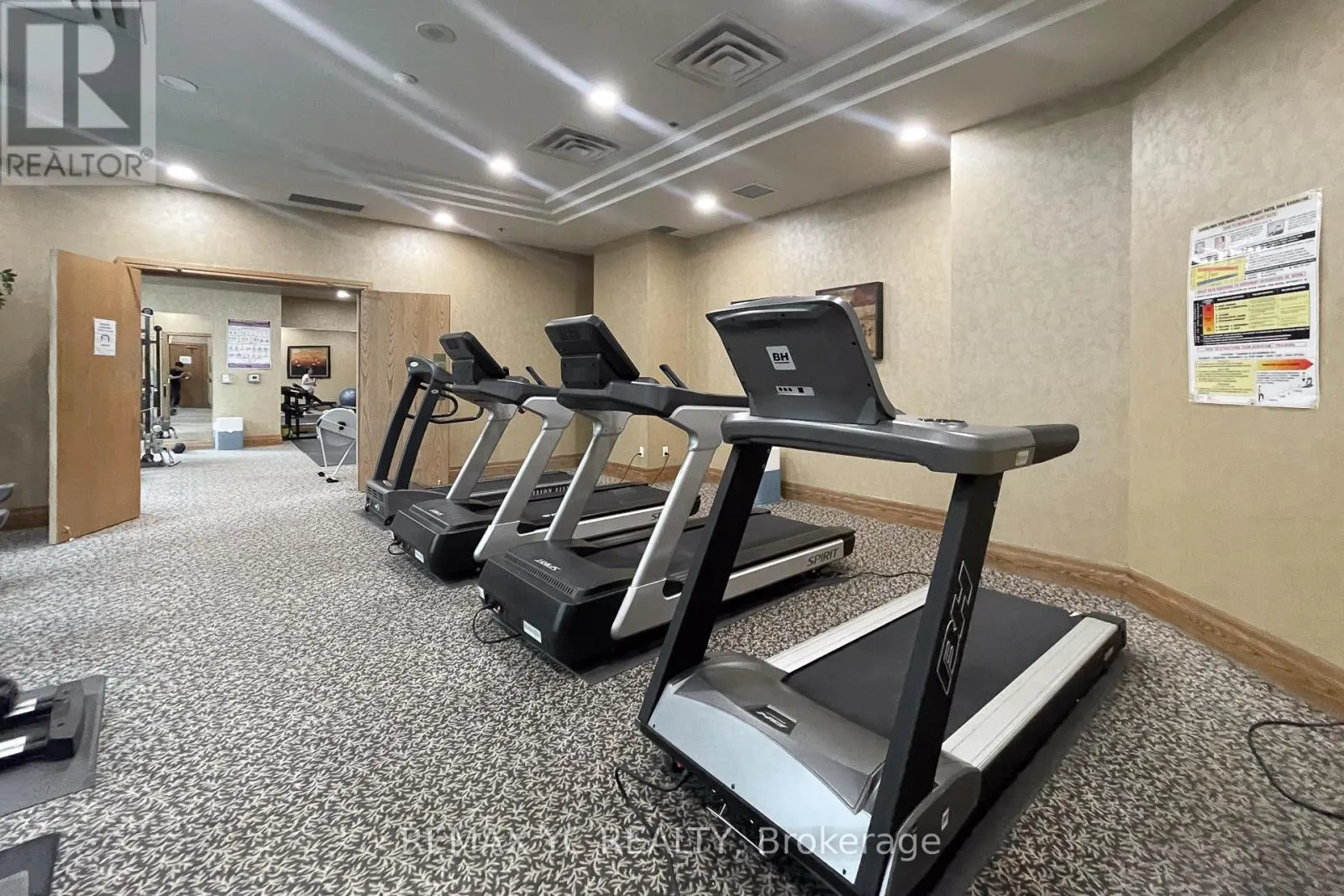 2410 - 5500 YONGE STREET