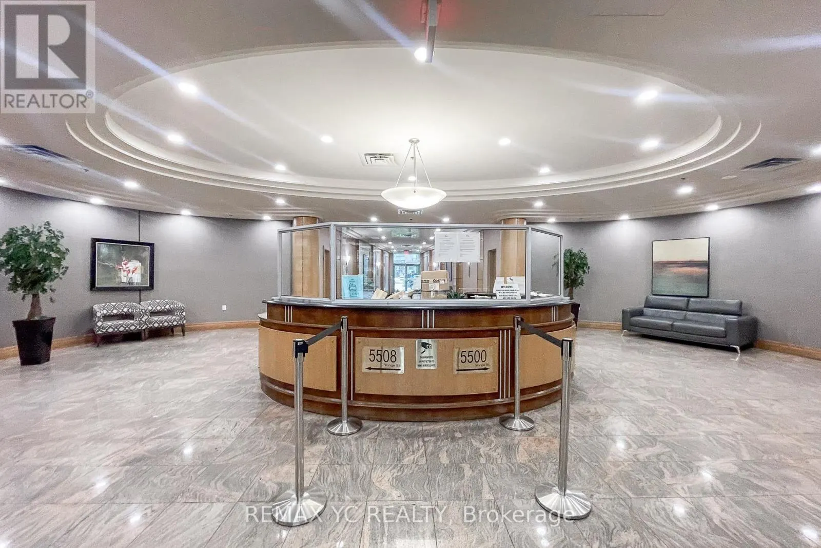2410 - 5500 YONGE STREET