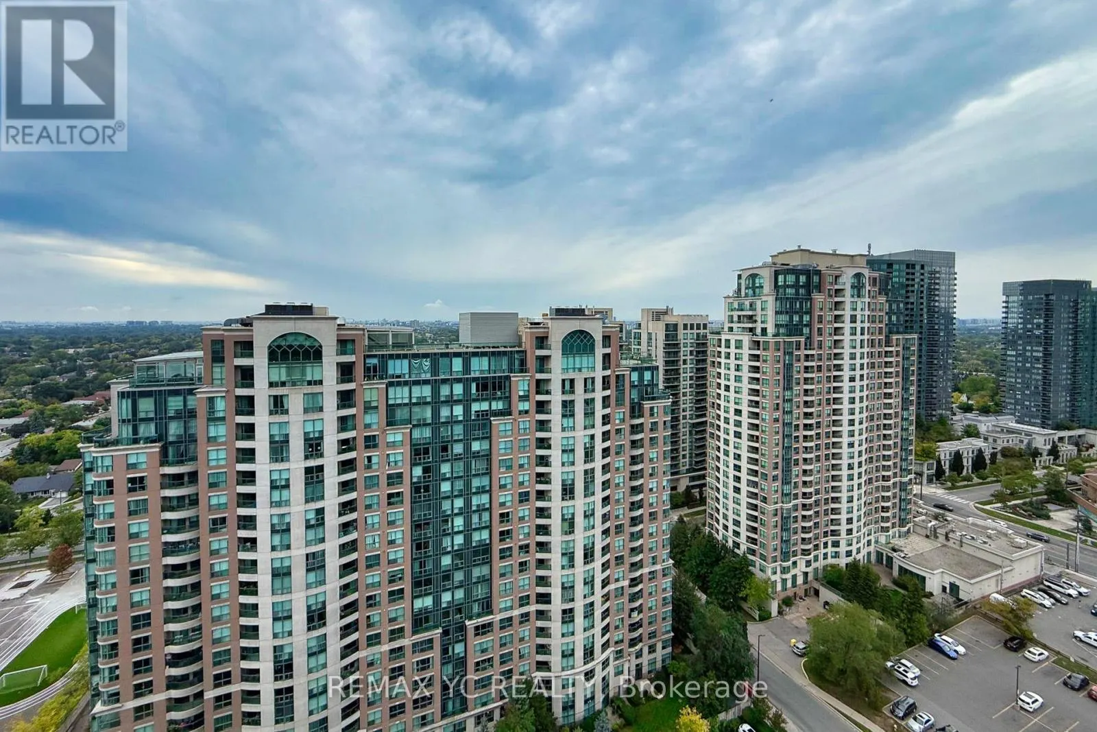 2410 - 5500 YONGE STREET