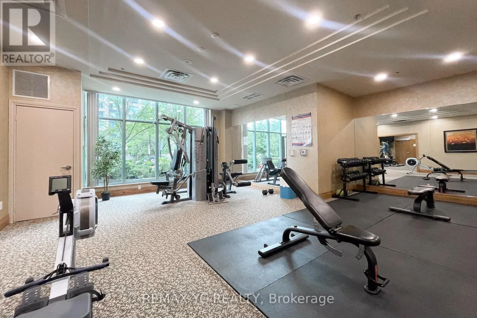 2410 - 5500 YONGE STREET