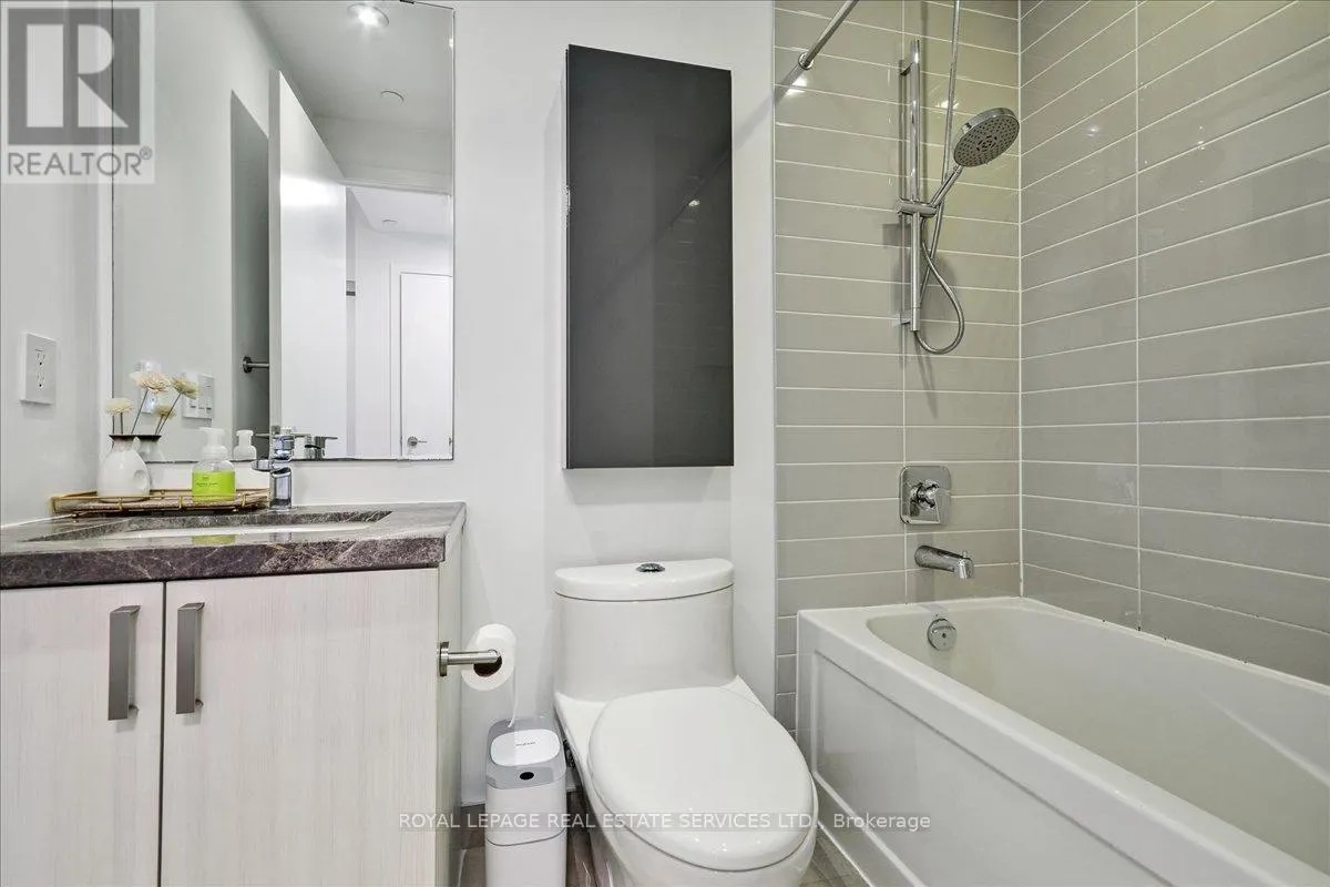 905 - 501 ST CLAIR AVENUE W