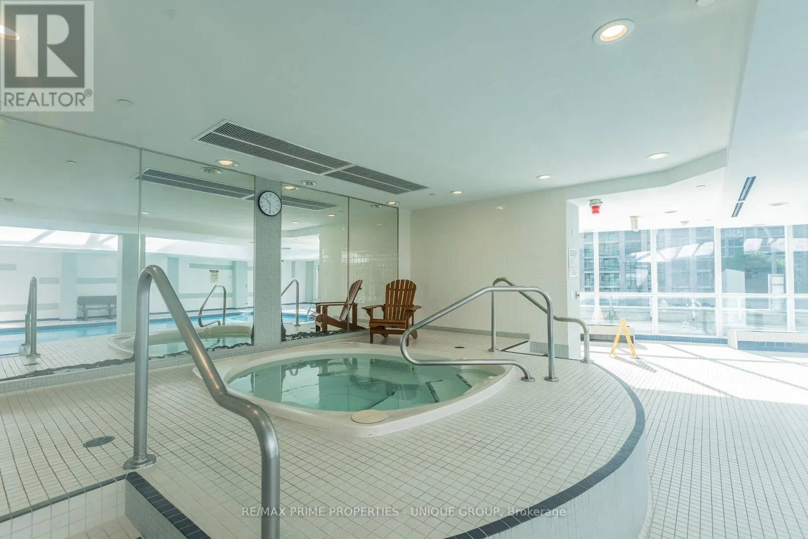 2706 - 18 YONGE STREET