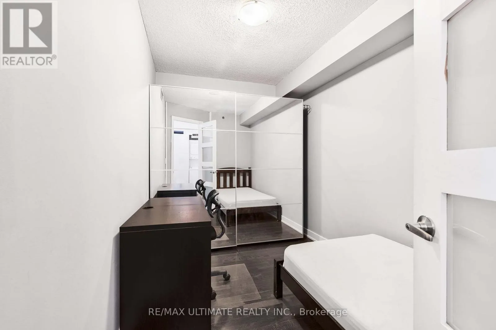615 - 21 NELSON STREET