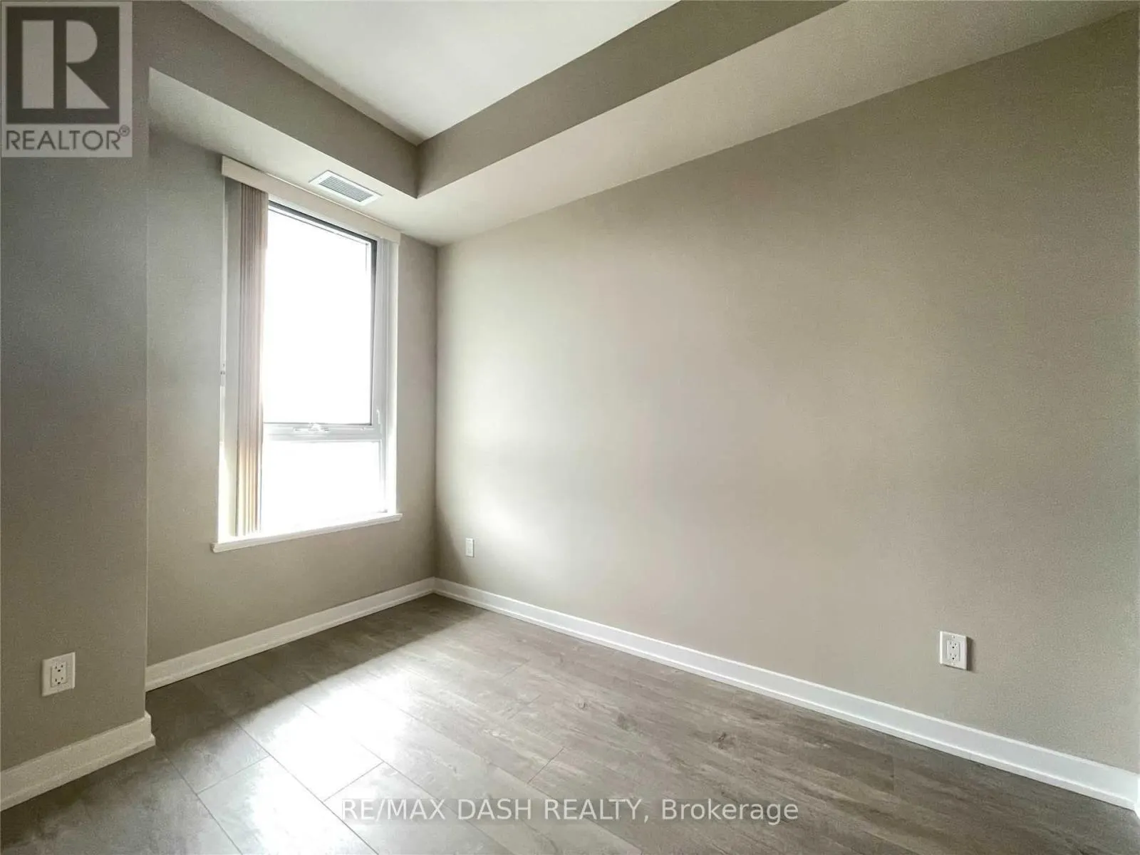 LPH01 - 181 HURON STREET