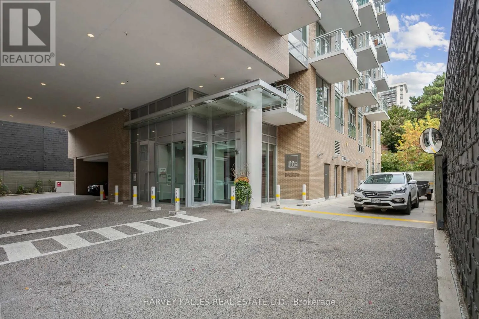 311 - 68 MERTON STREET