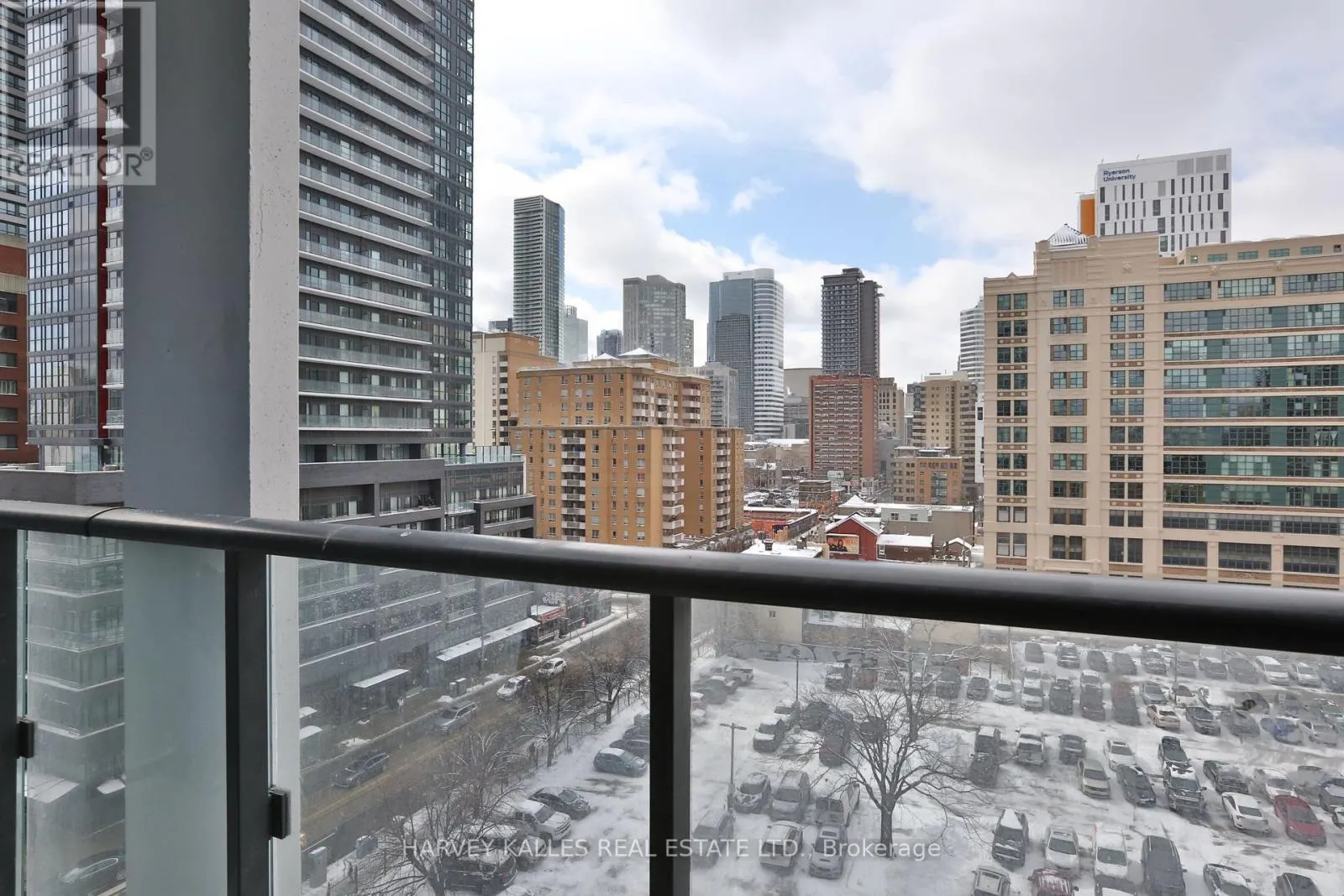 831 - 251 JARVIS STREET