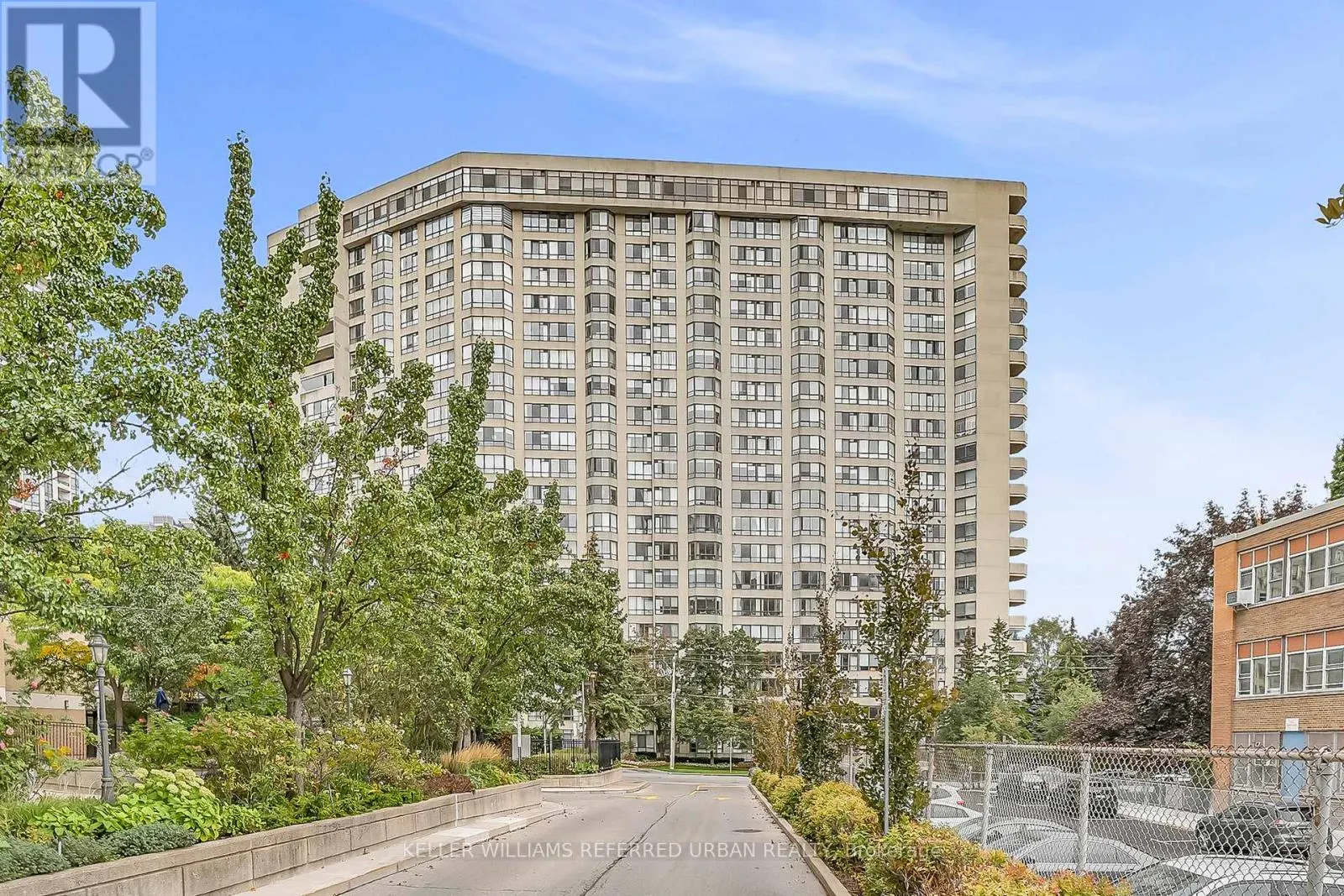 1003 - 5444 YONGE STREET