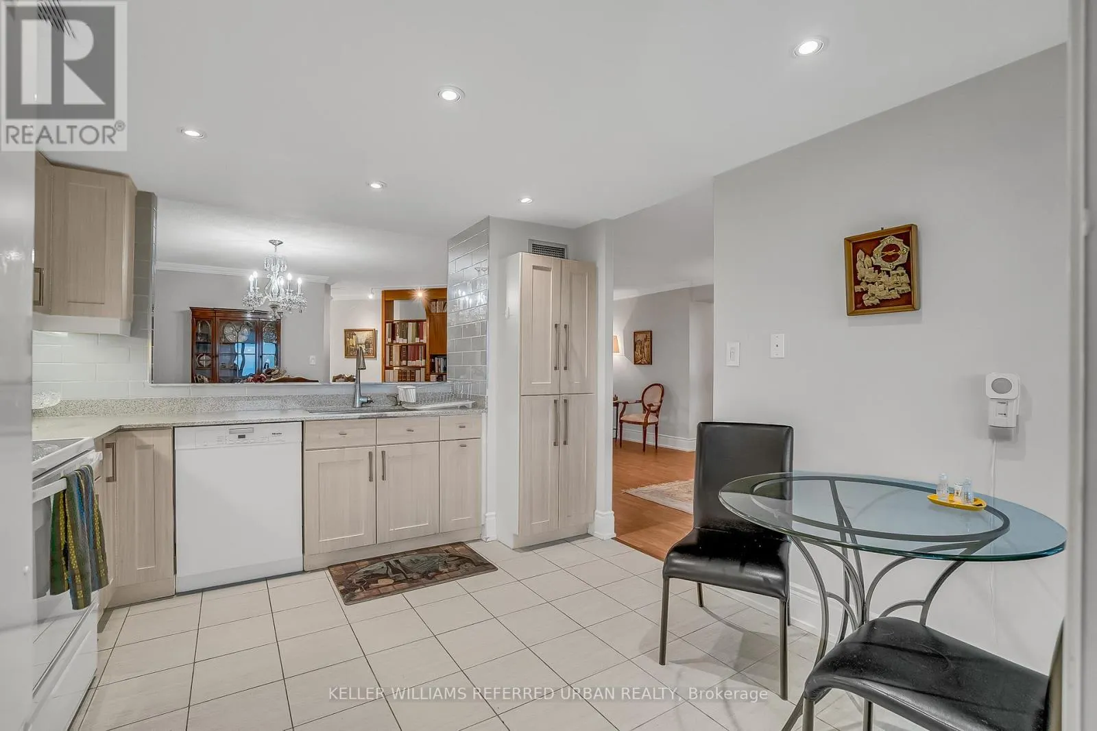 1003 - 5444 YONGE STREET