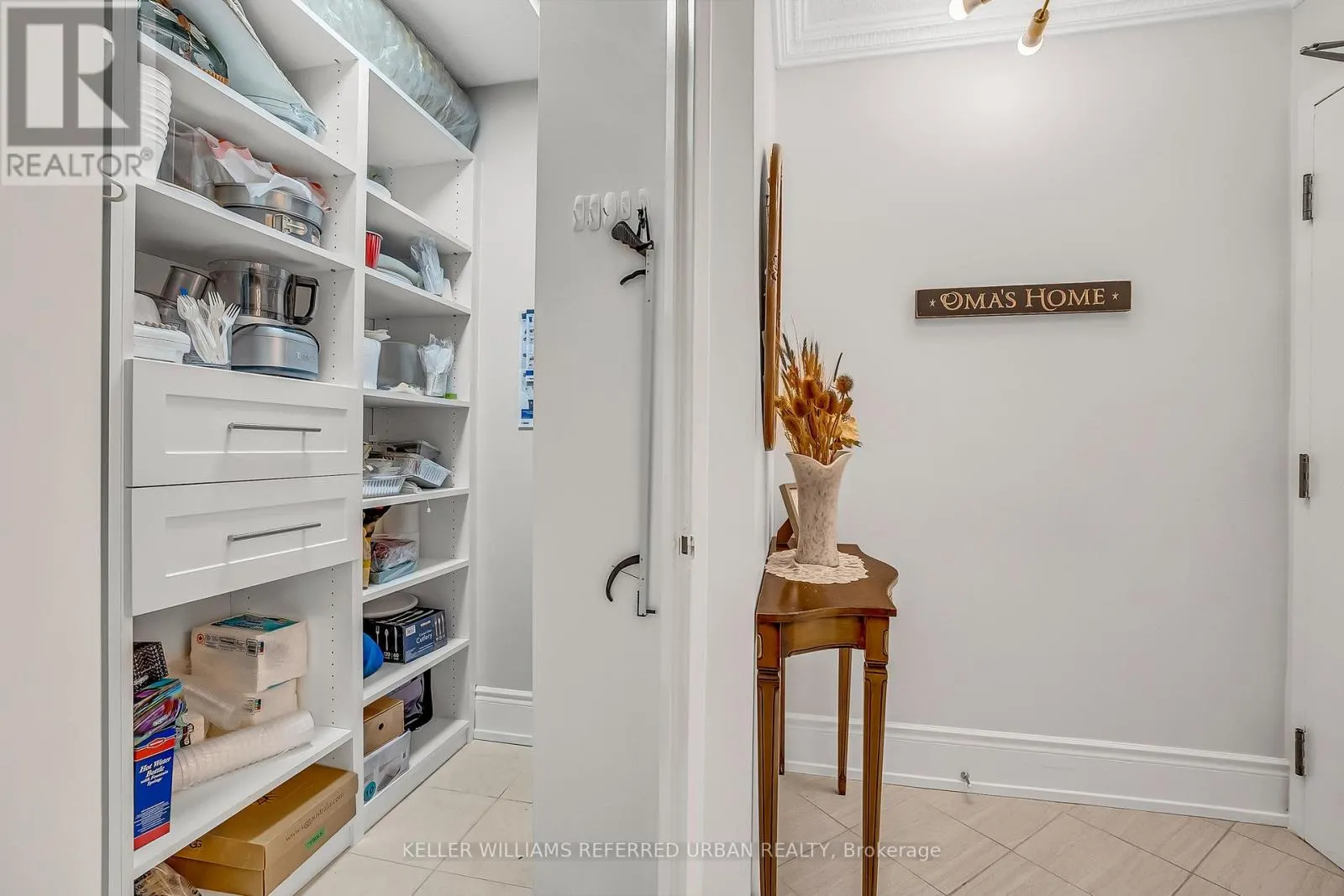 1003 - 5444 YONGE STREET