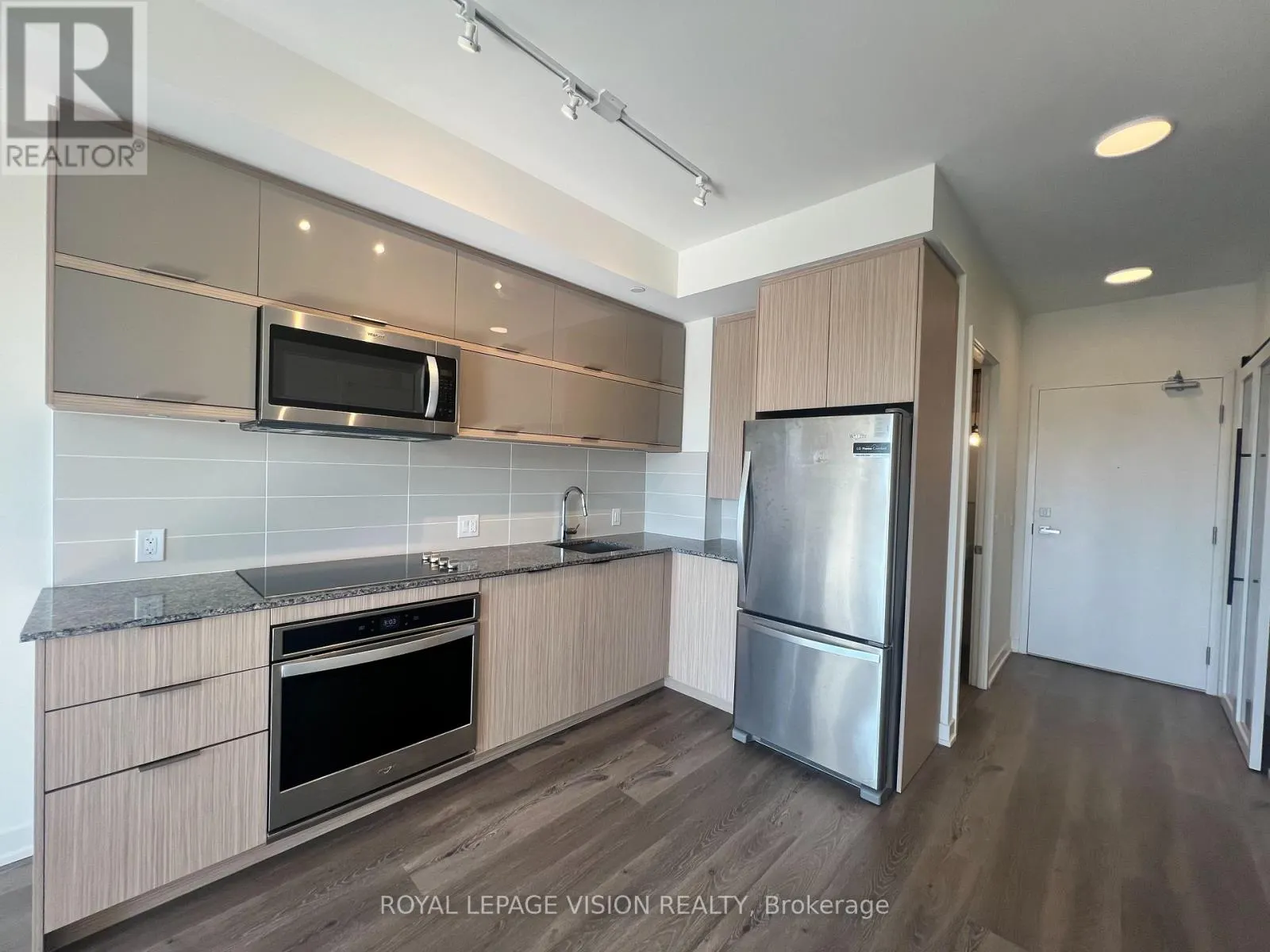 612 - 10 DEERLICK COURT