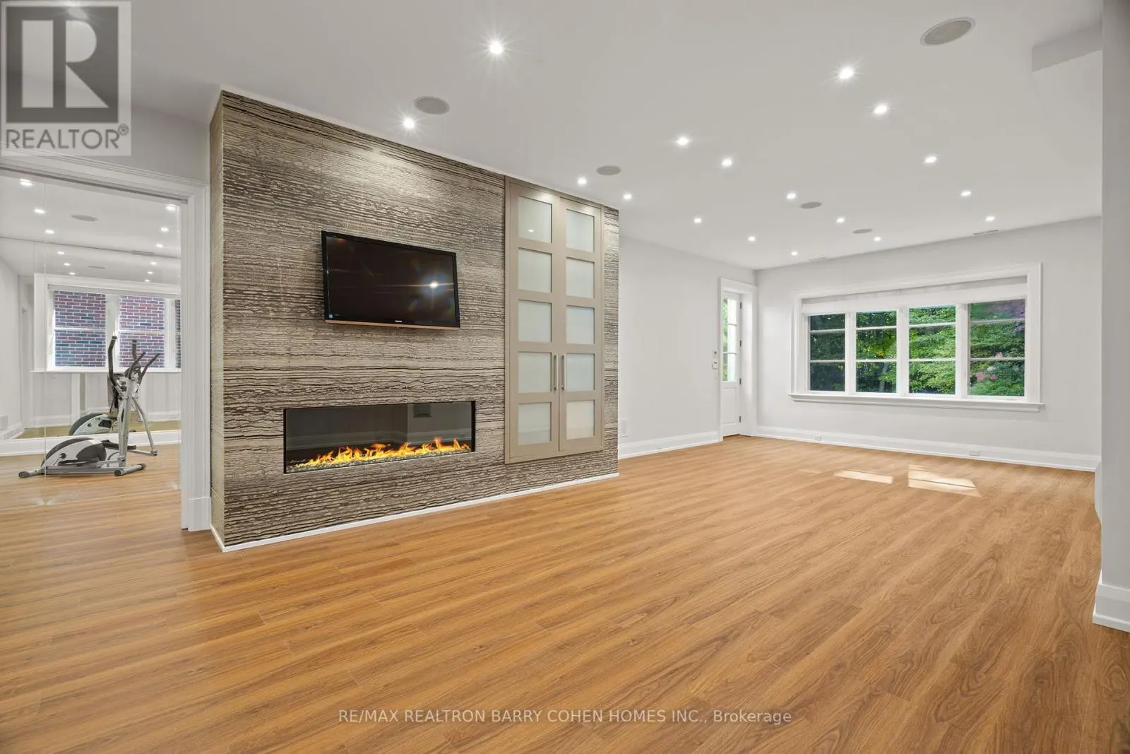 33 BLYTH HILL ROAD