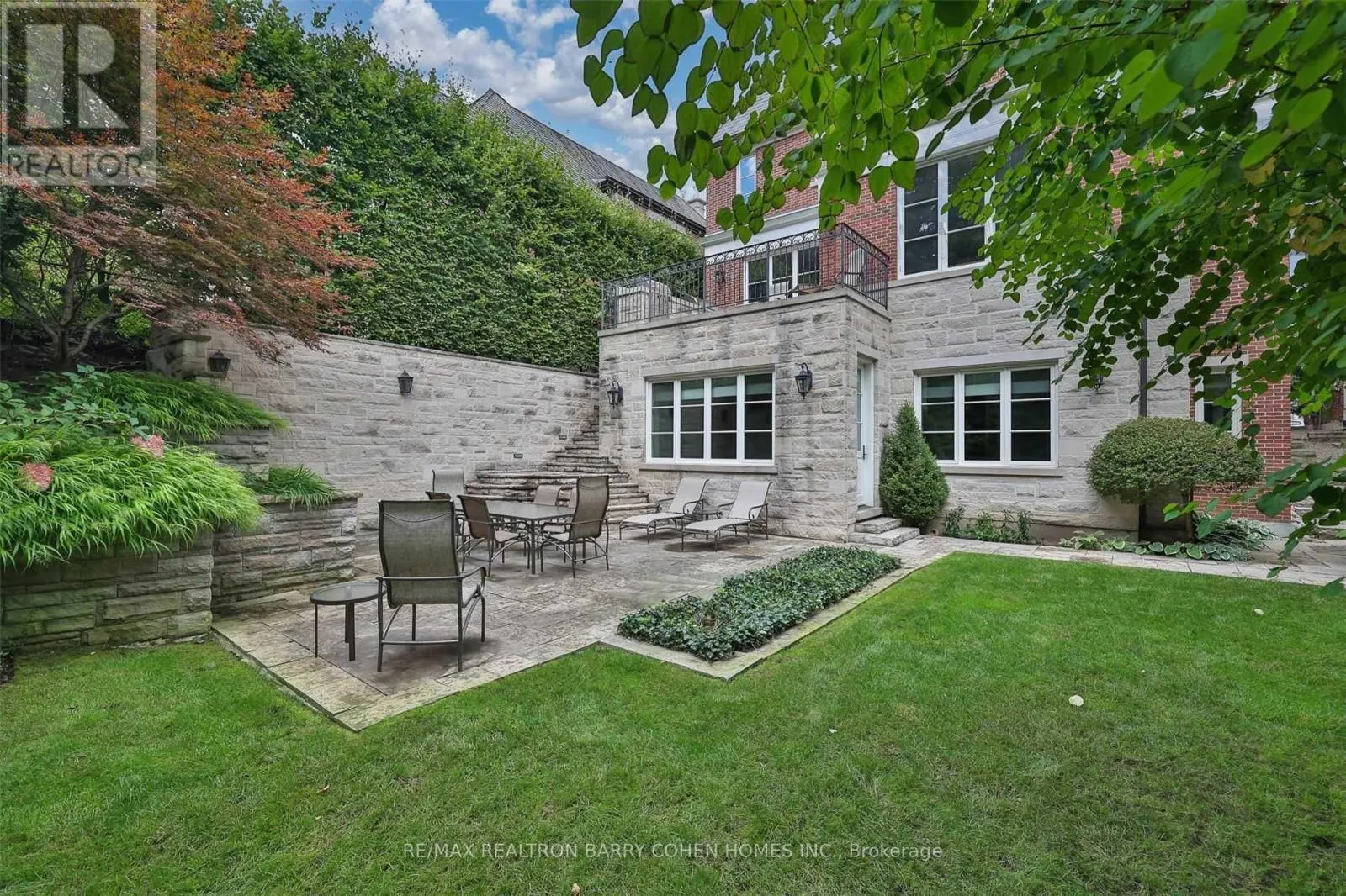 33 BLYTH HILL ROAD