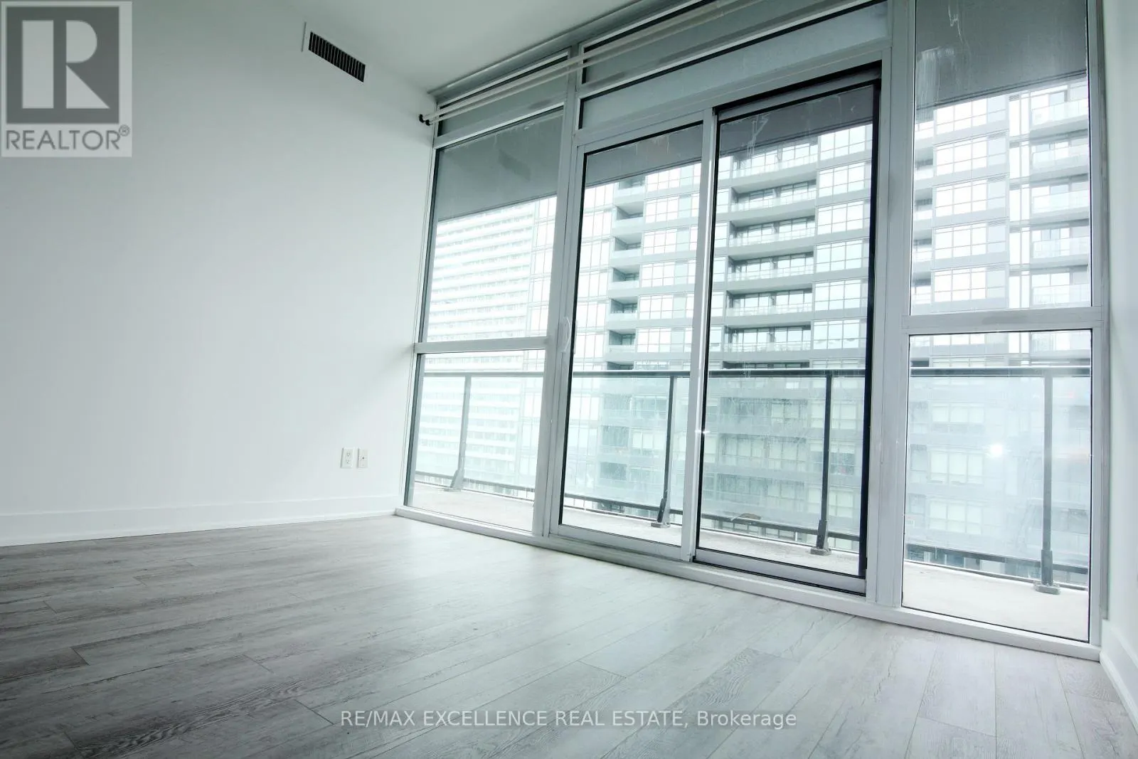 1108 - 169 FORT YORK BOULEVARD