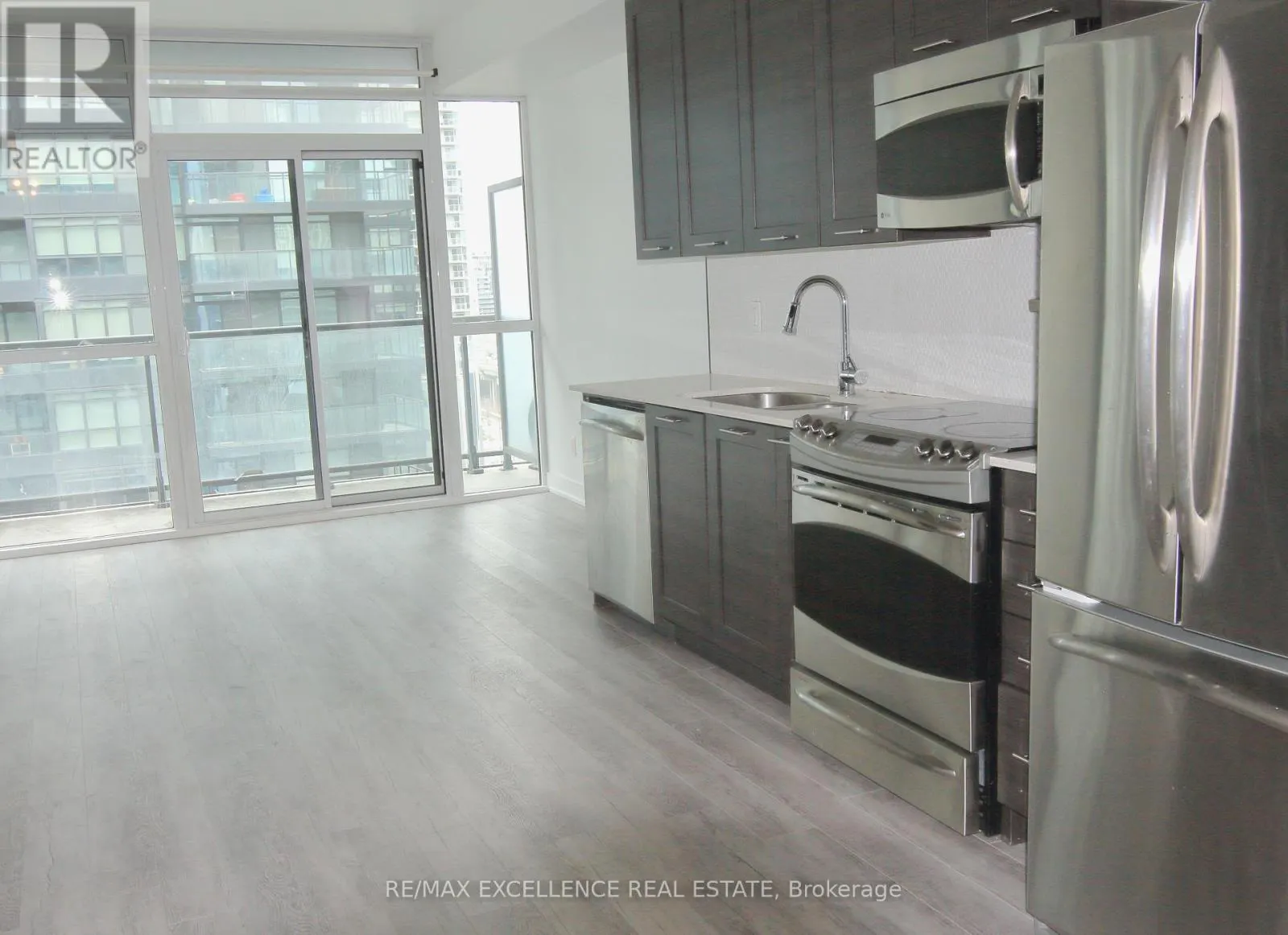 1108 - 169 FORT YORK BOULEVARD