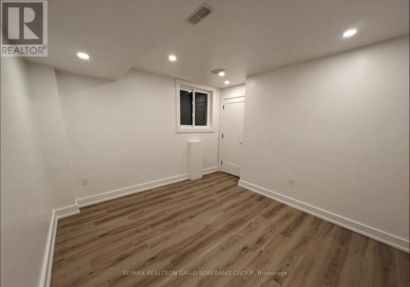 BSMT - 822 SHEPPARD AVENUE W