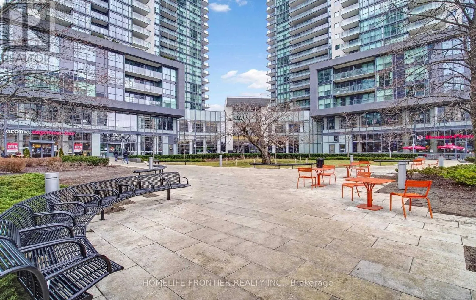 1807 - 5168 YONGE STREET