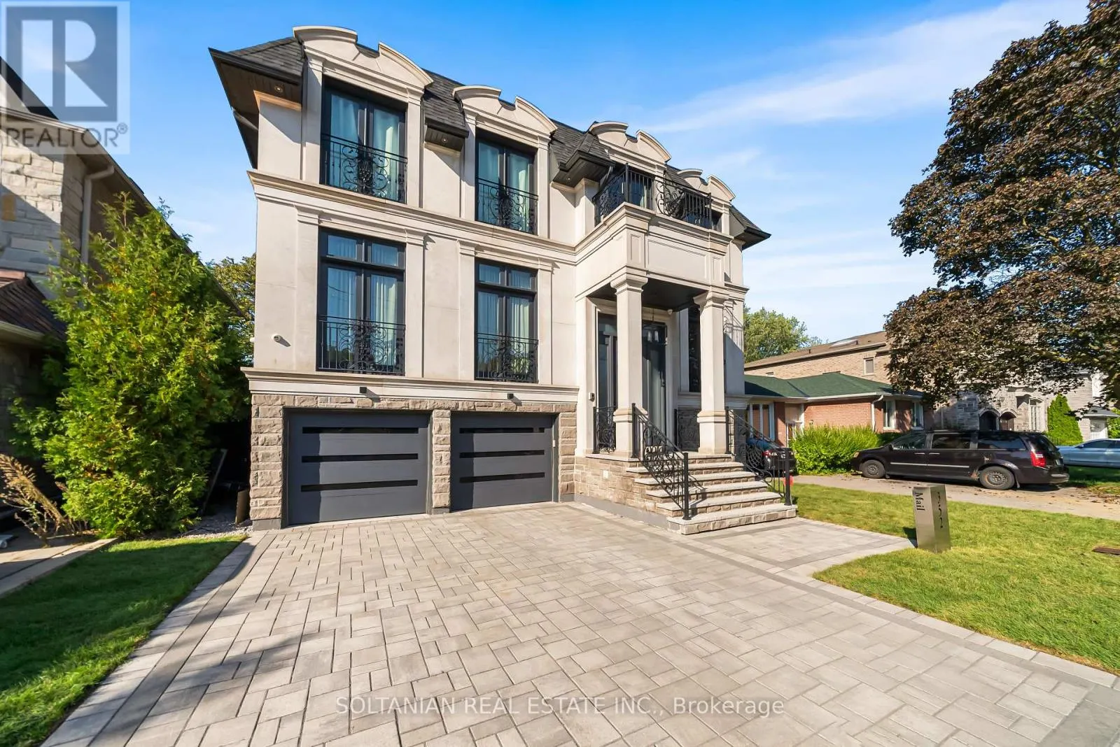 352 PATRICIA AVENUE