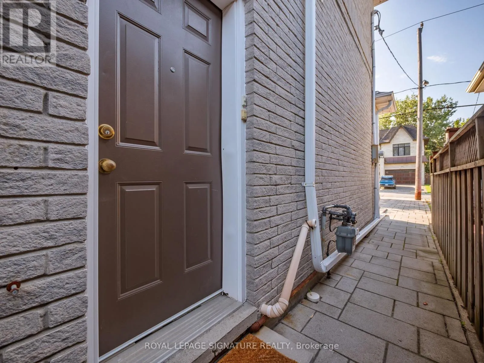 BSMT - 279 HOUNSLOW AVENUE S