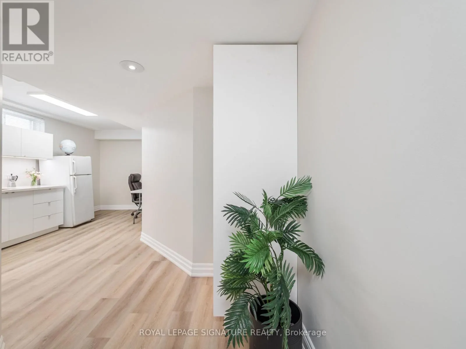 BSMT - 279 HOUNSLOW AVENUE S