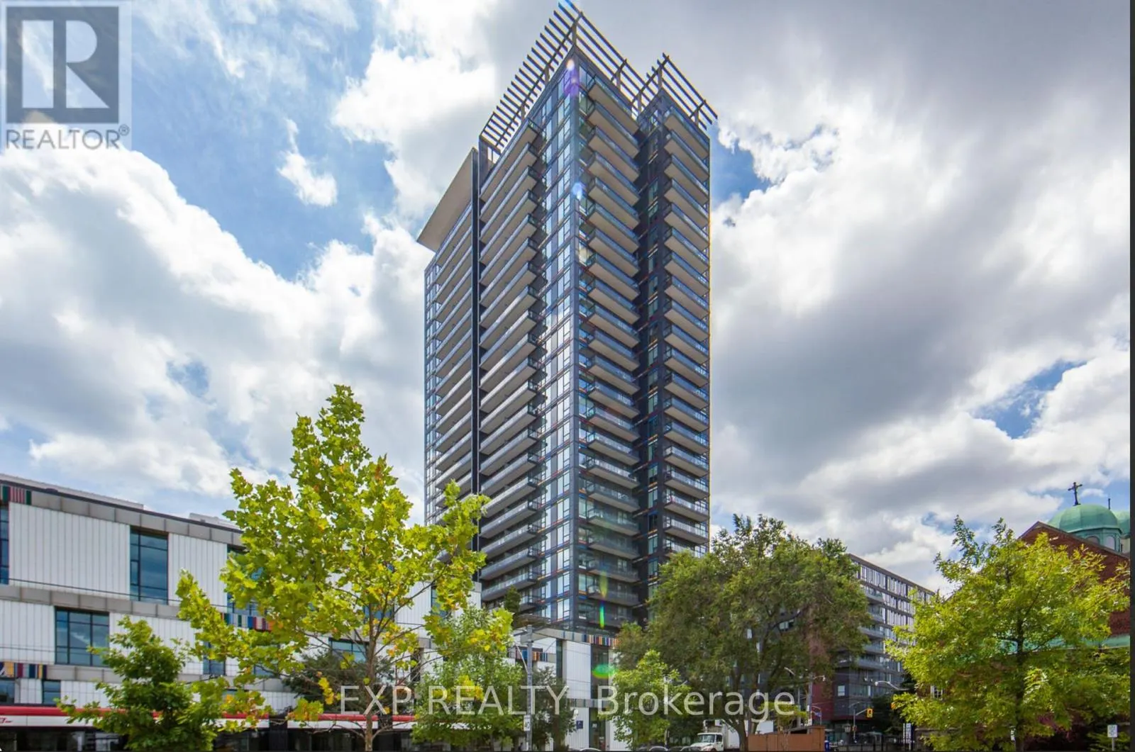 1512 - 225 SACKVILLE STREET