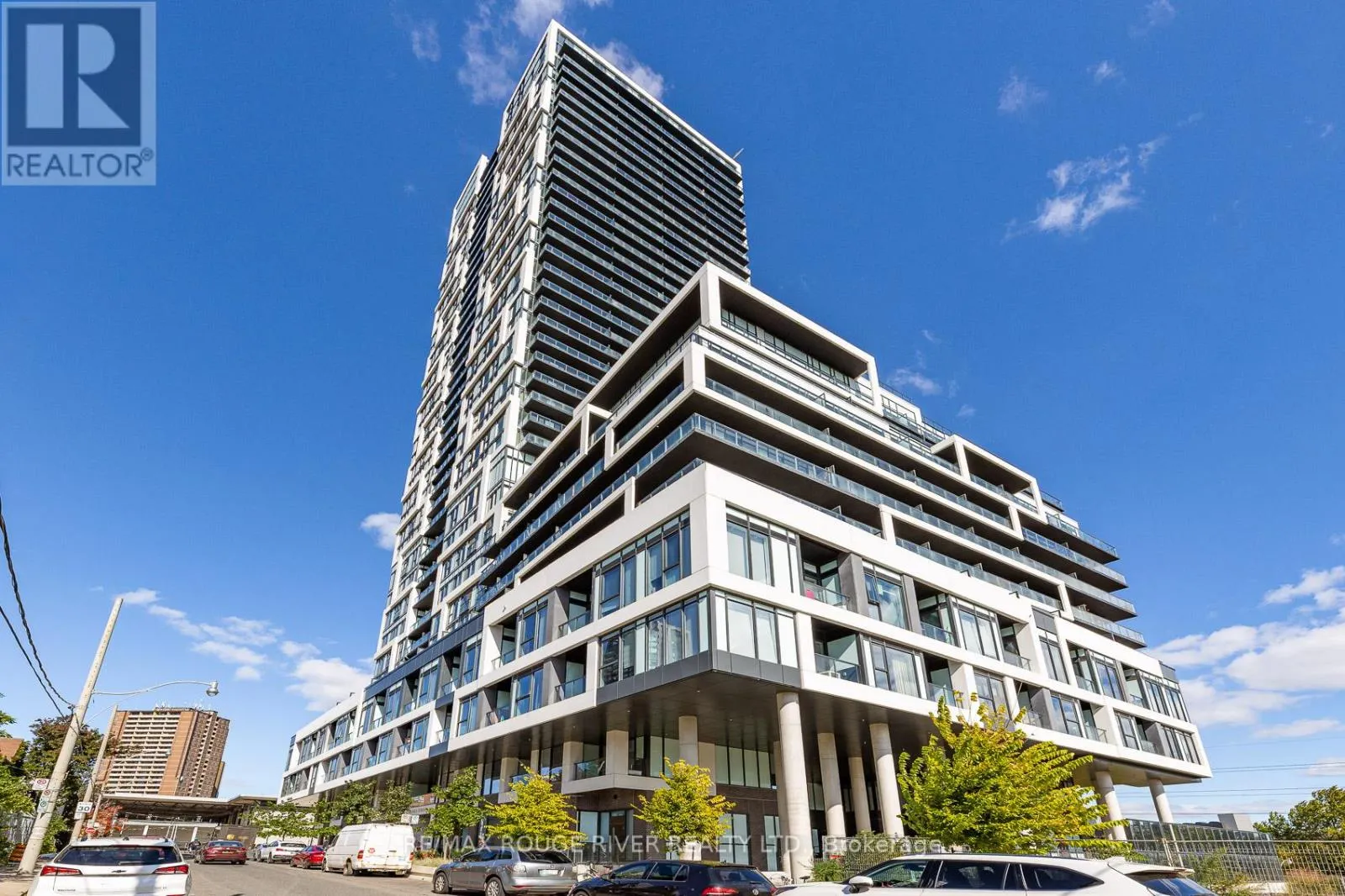 402 - 5 DEFRIES STREET