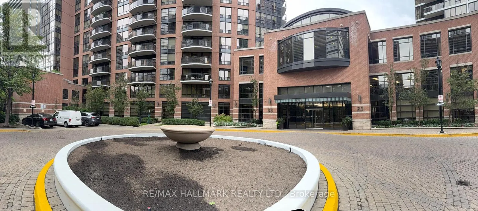 2507 - 33 SHEPPARD AVENUE E