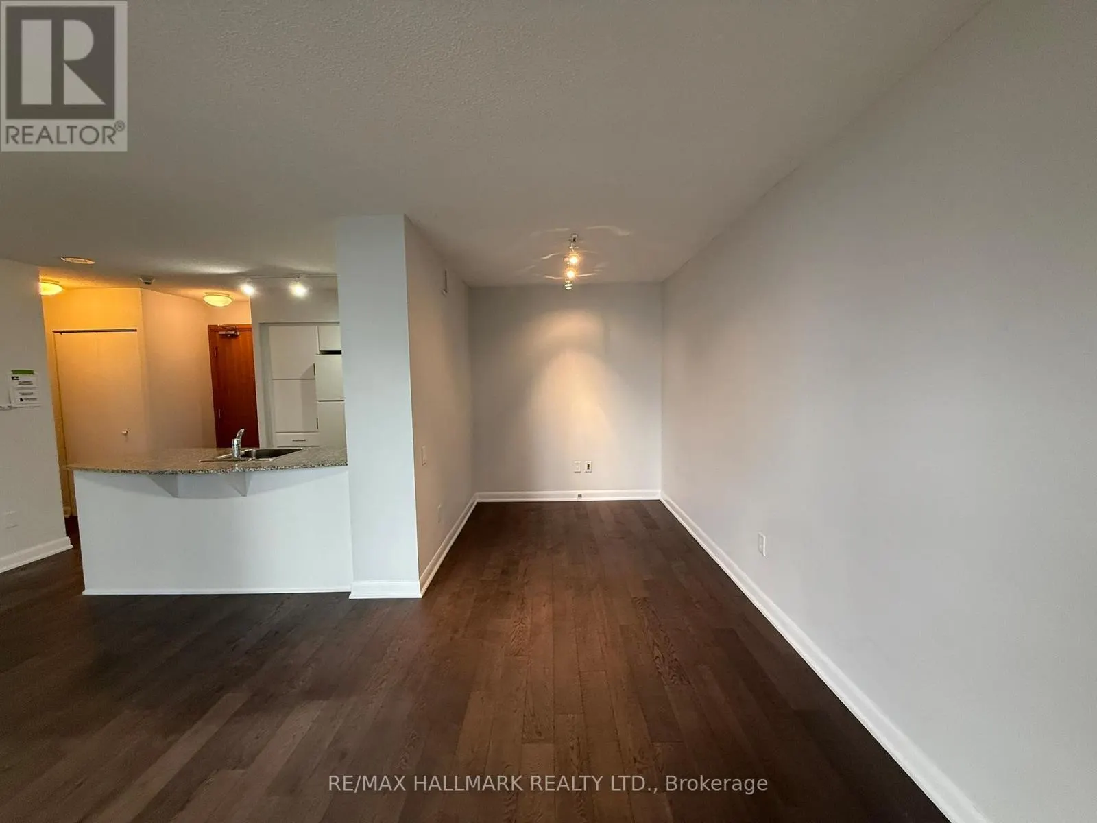 2507 - 33 SHEPPARD AVENUE E