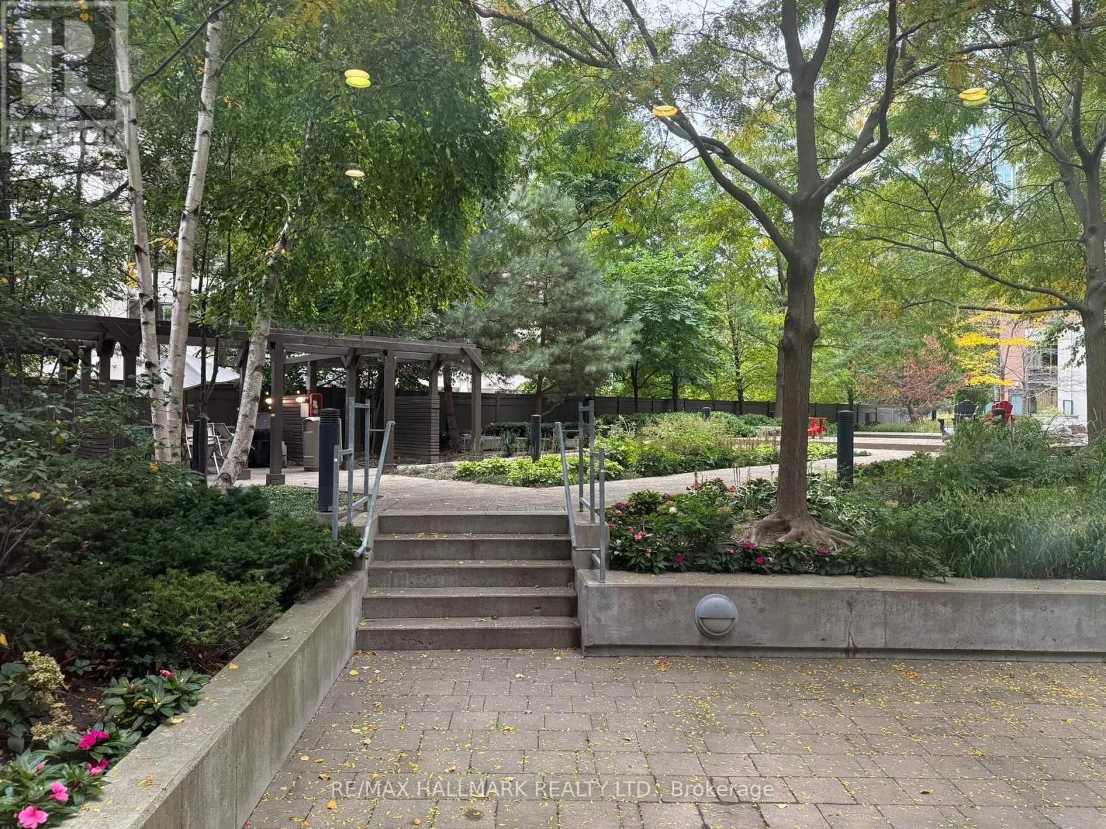 2507 - 33 SHEPPARD AVENUE E