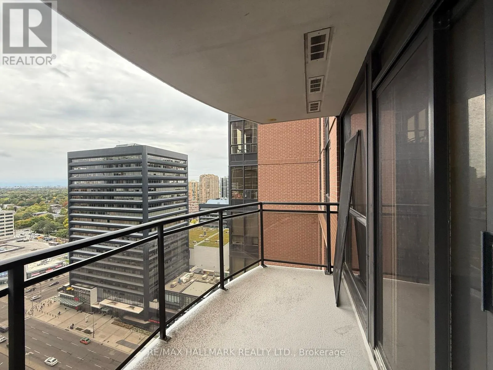 2507 - 33 SHEPPARD AVENUE E