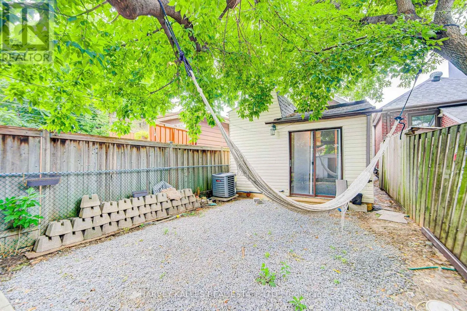 MAIN - 184 CEDRIC AVENUE