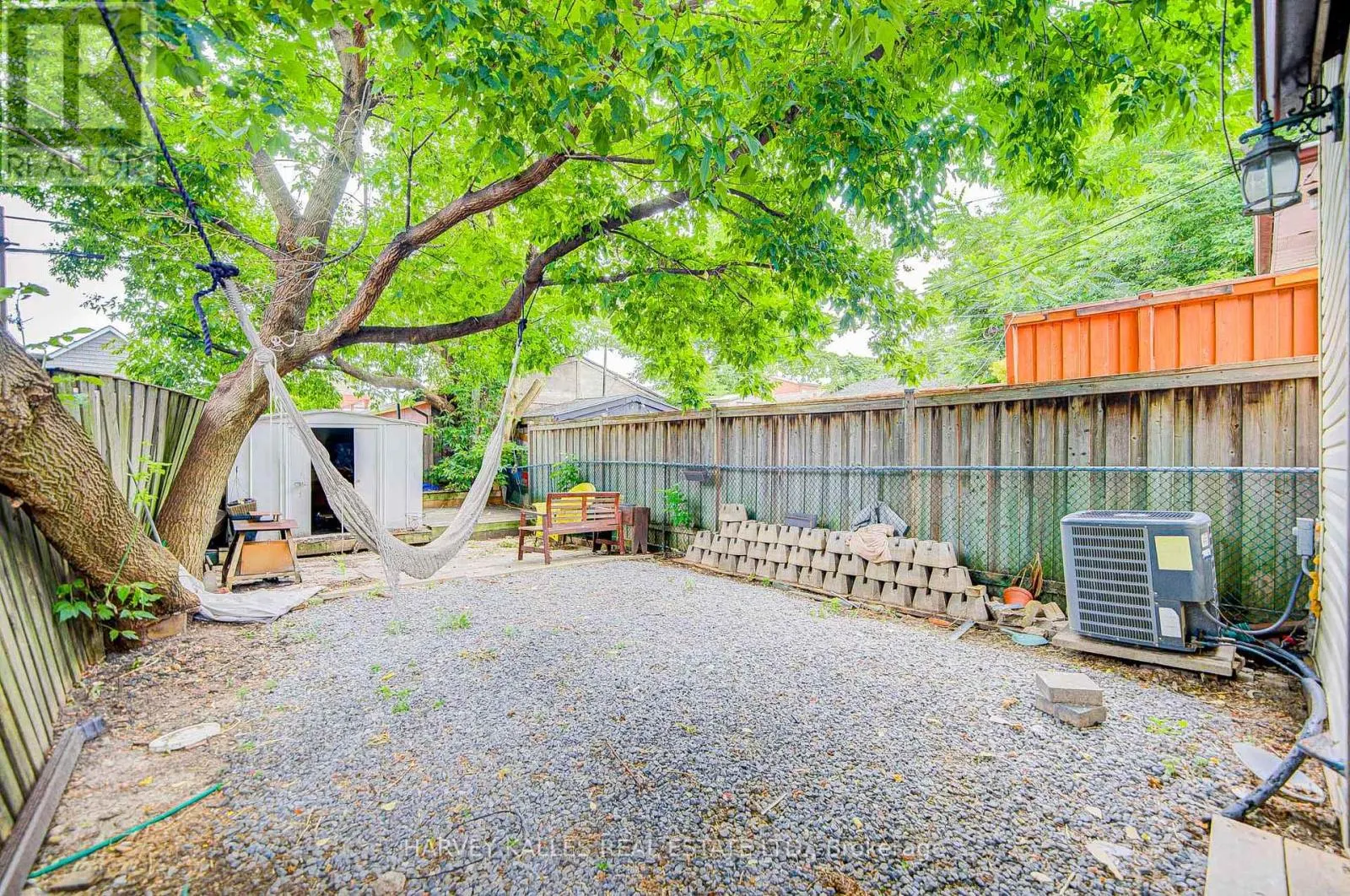 MAIN - 184 CEDRIC AVENUE