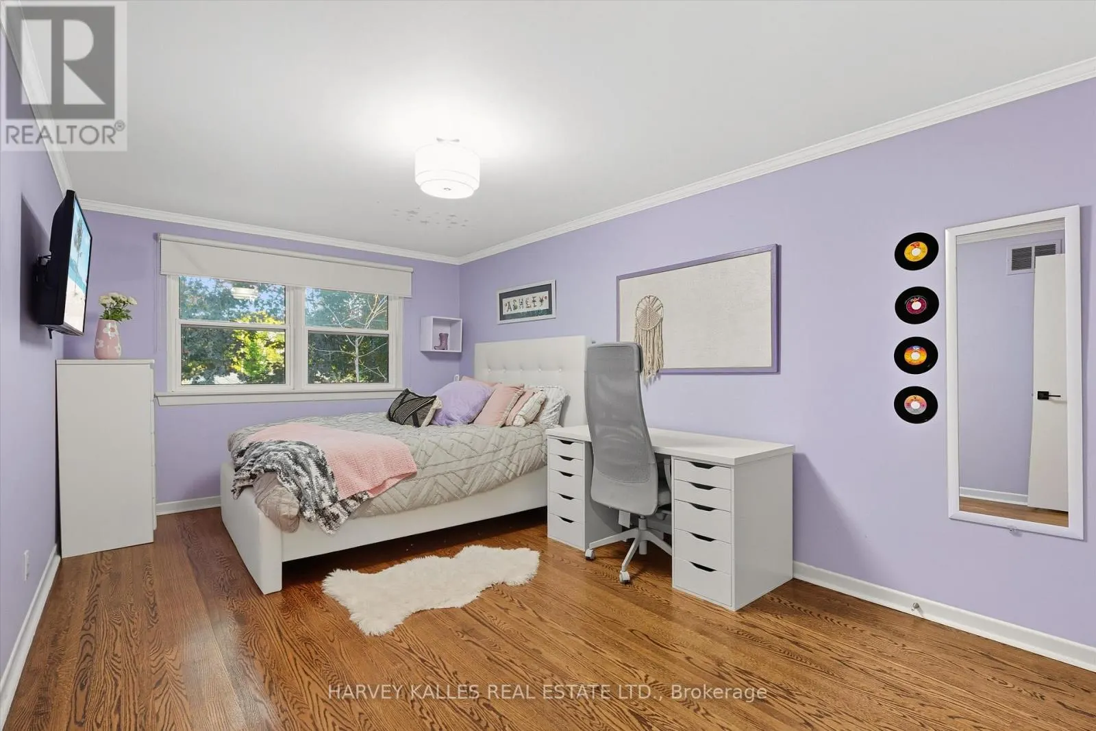 18 FARMSTEAD ROAD
