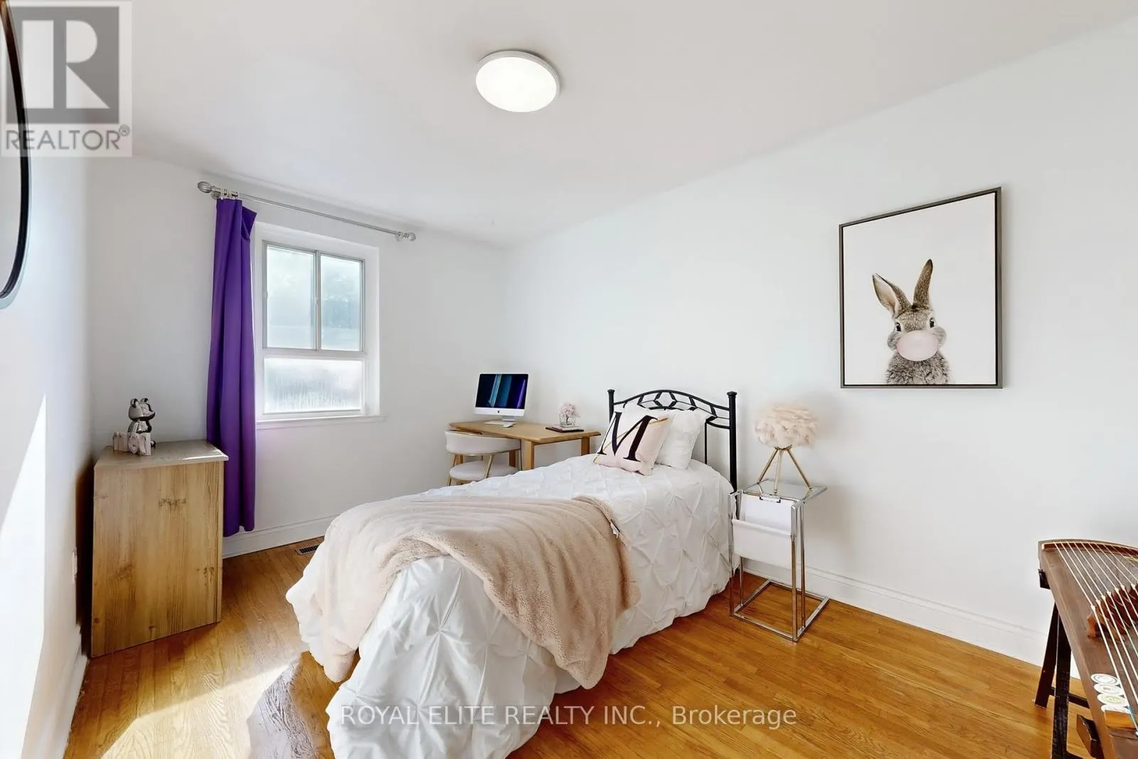 151 - 9 ESTERBROOKE AVENUE