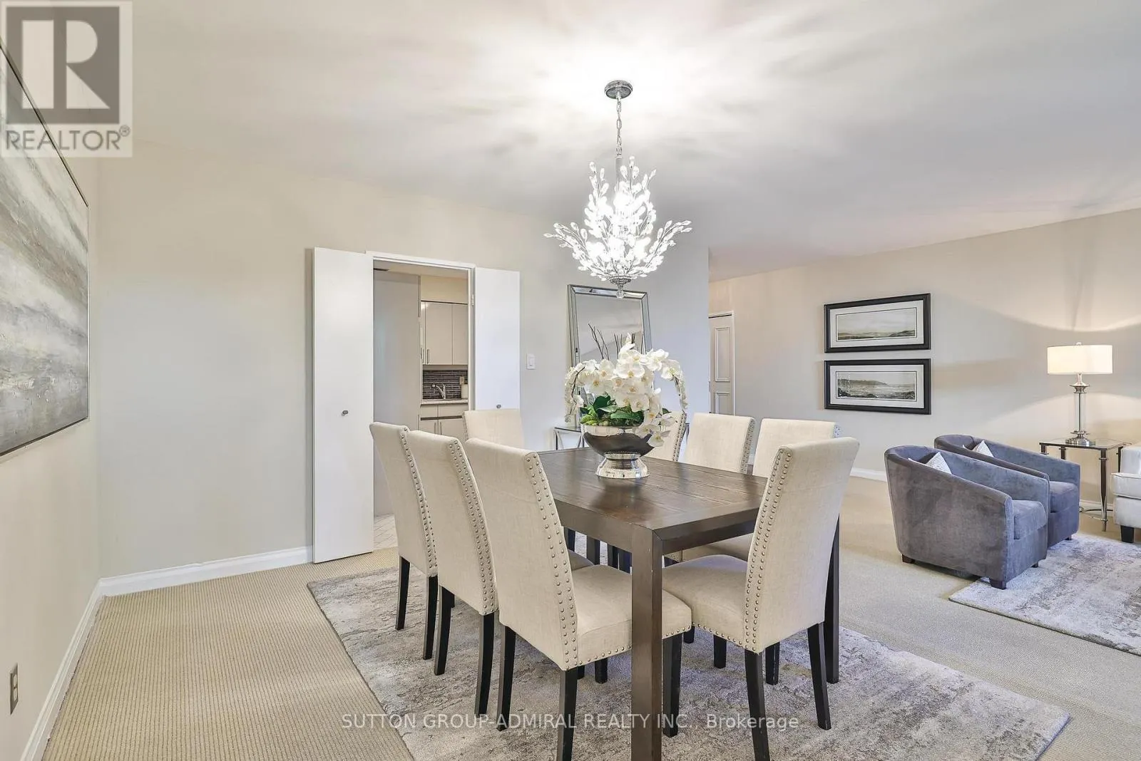 303 - 350 LONSDALE ROAD