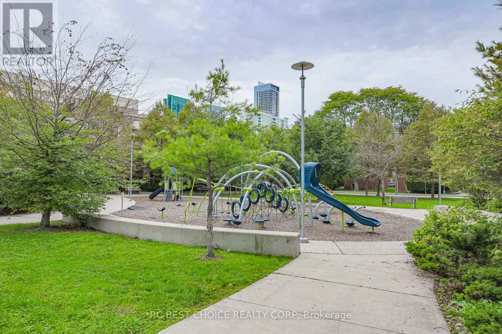 1031 - 120 HARRISON GARDEN BOULEVARD