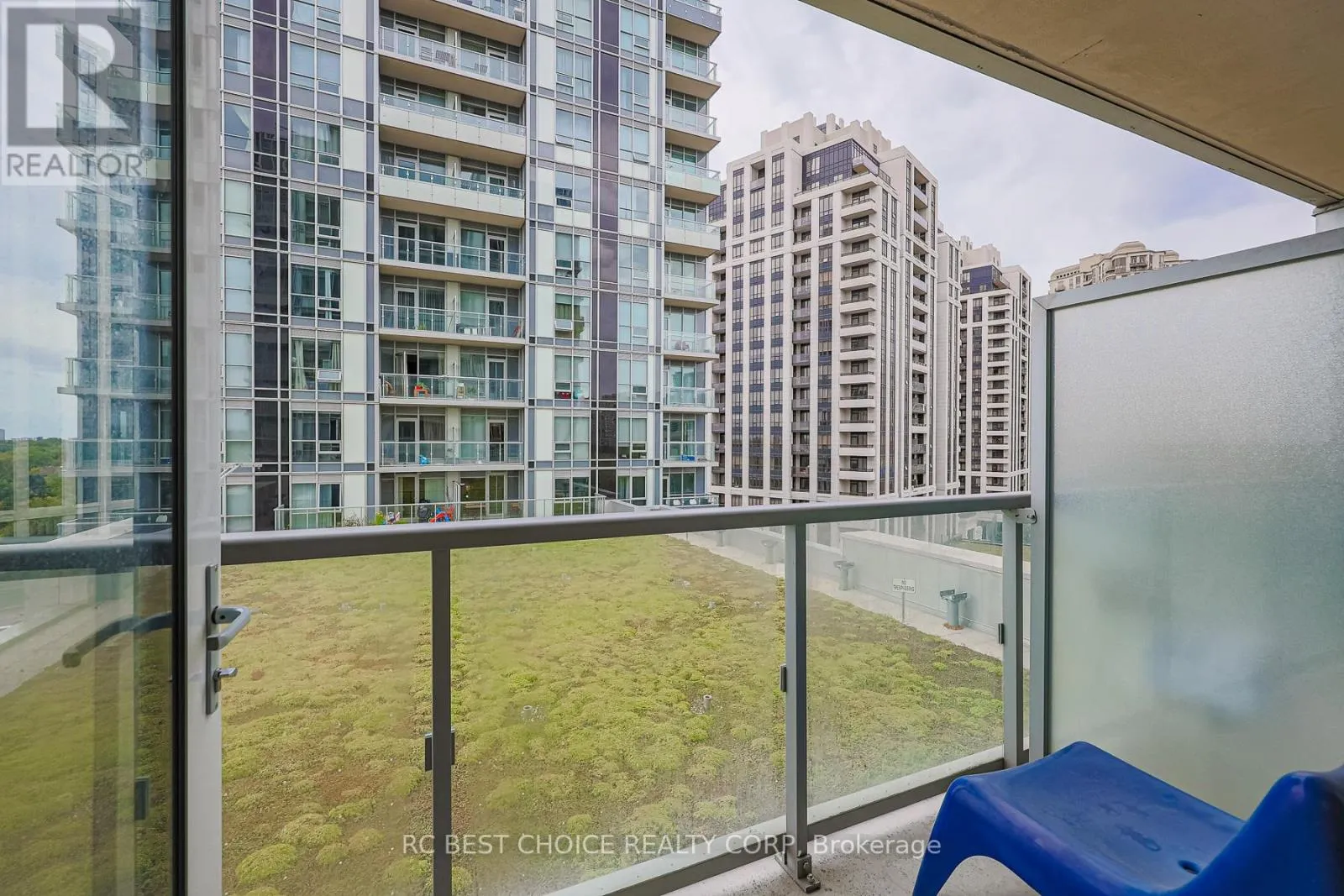 1031 - 120 HARRISON GARDEN BOULEVARD