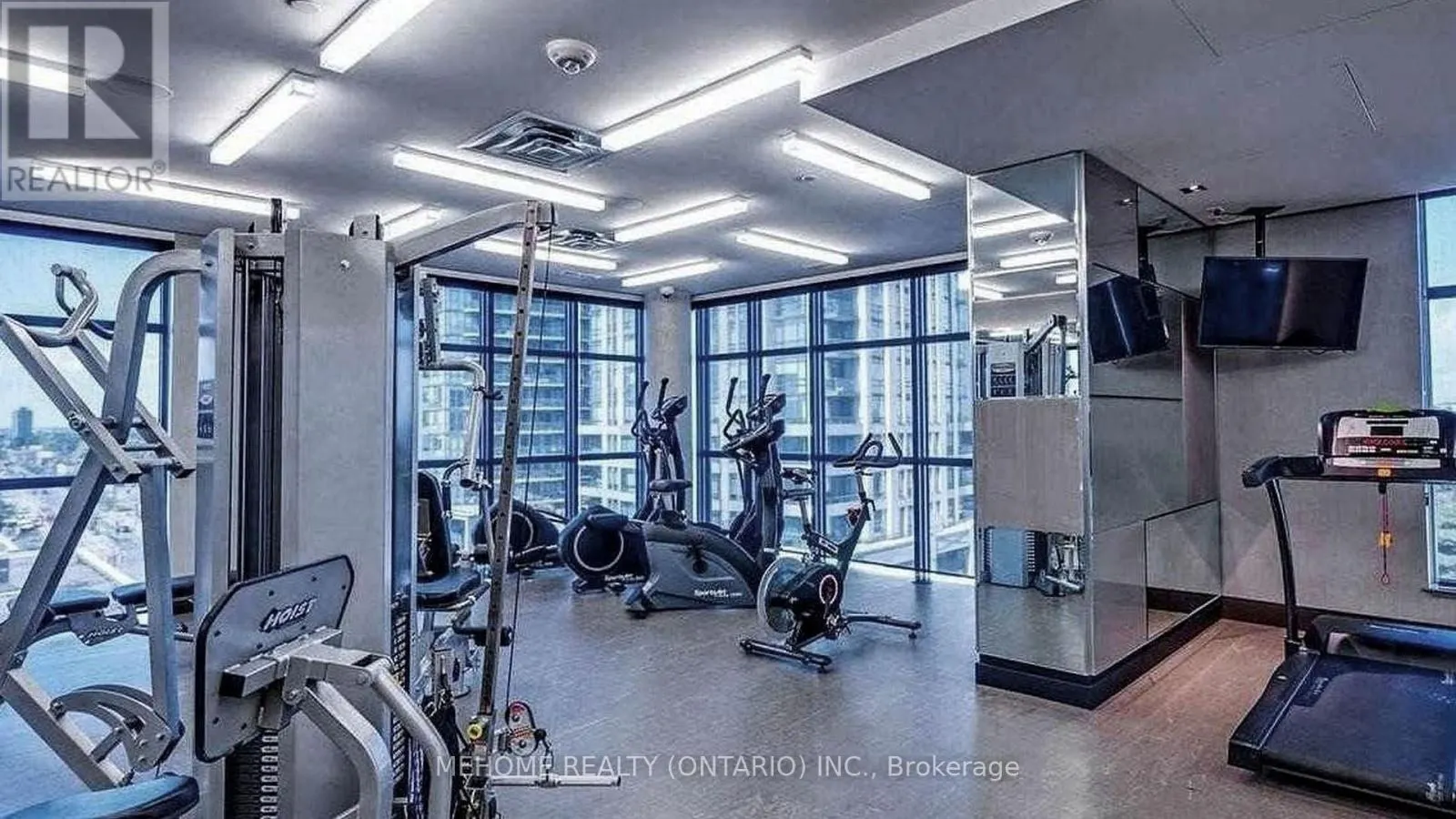 204 - 501 ST. CLAIR AVENUE W