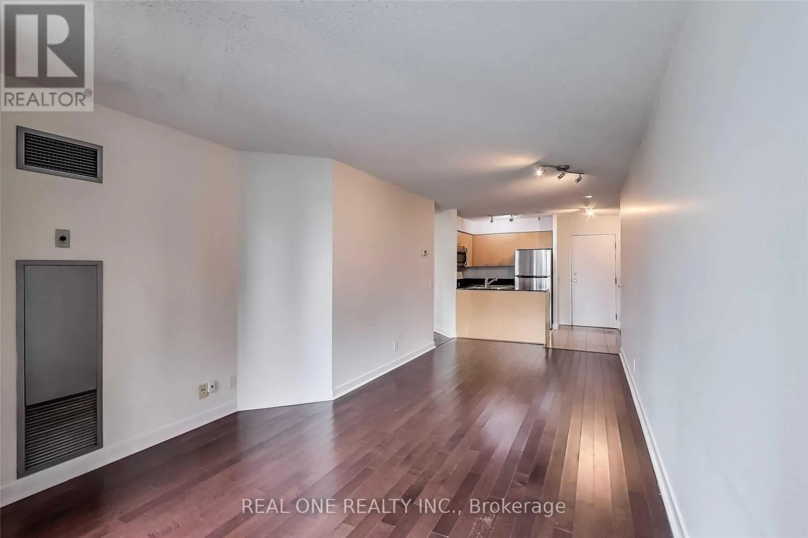 2608 - 361 FRONT STREET W