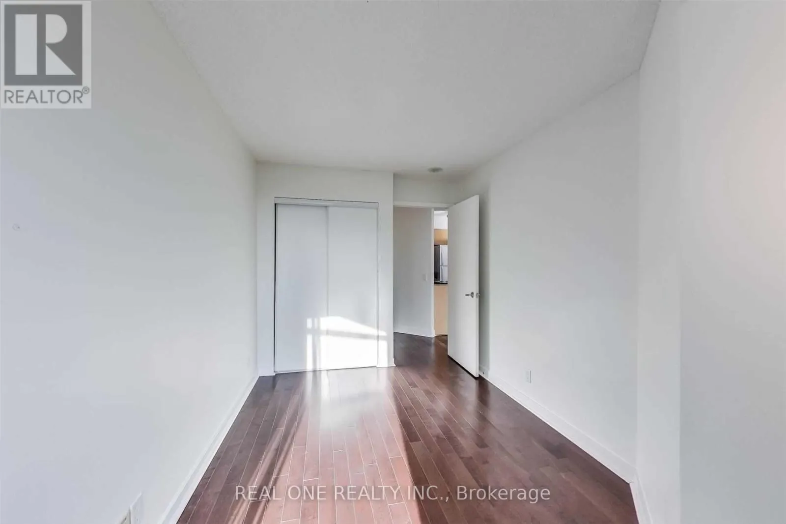 2608 - 361 FRONT STREET W