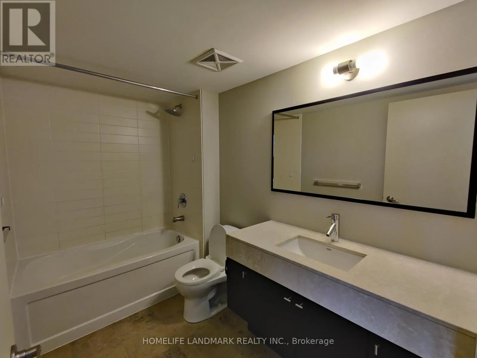 3109 - 126 SIMCOE STREET