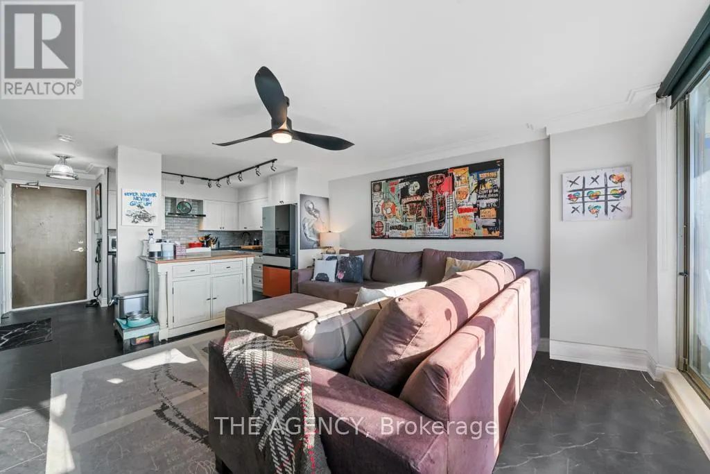 1207 - 5949 YONGE STREET