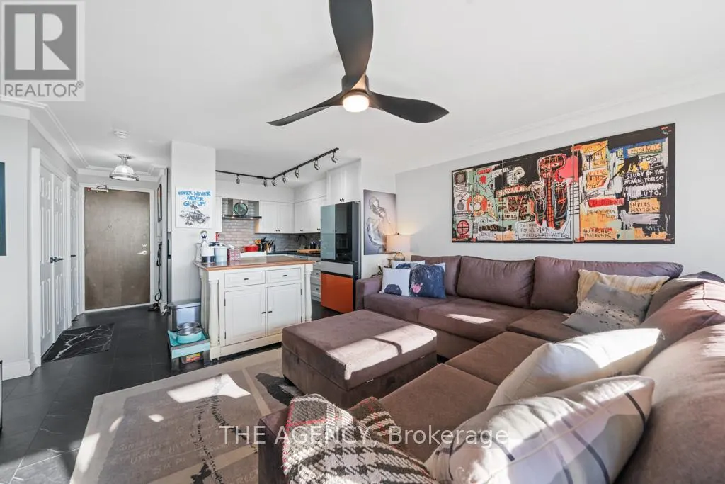 1207 - 5949 YONGE STREET