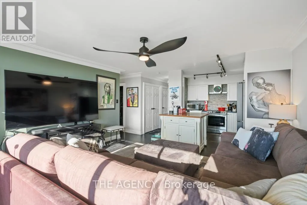 1207 - 5949 YONGE STREET