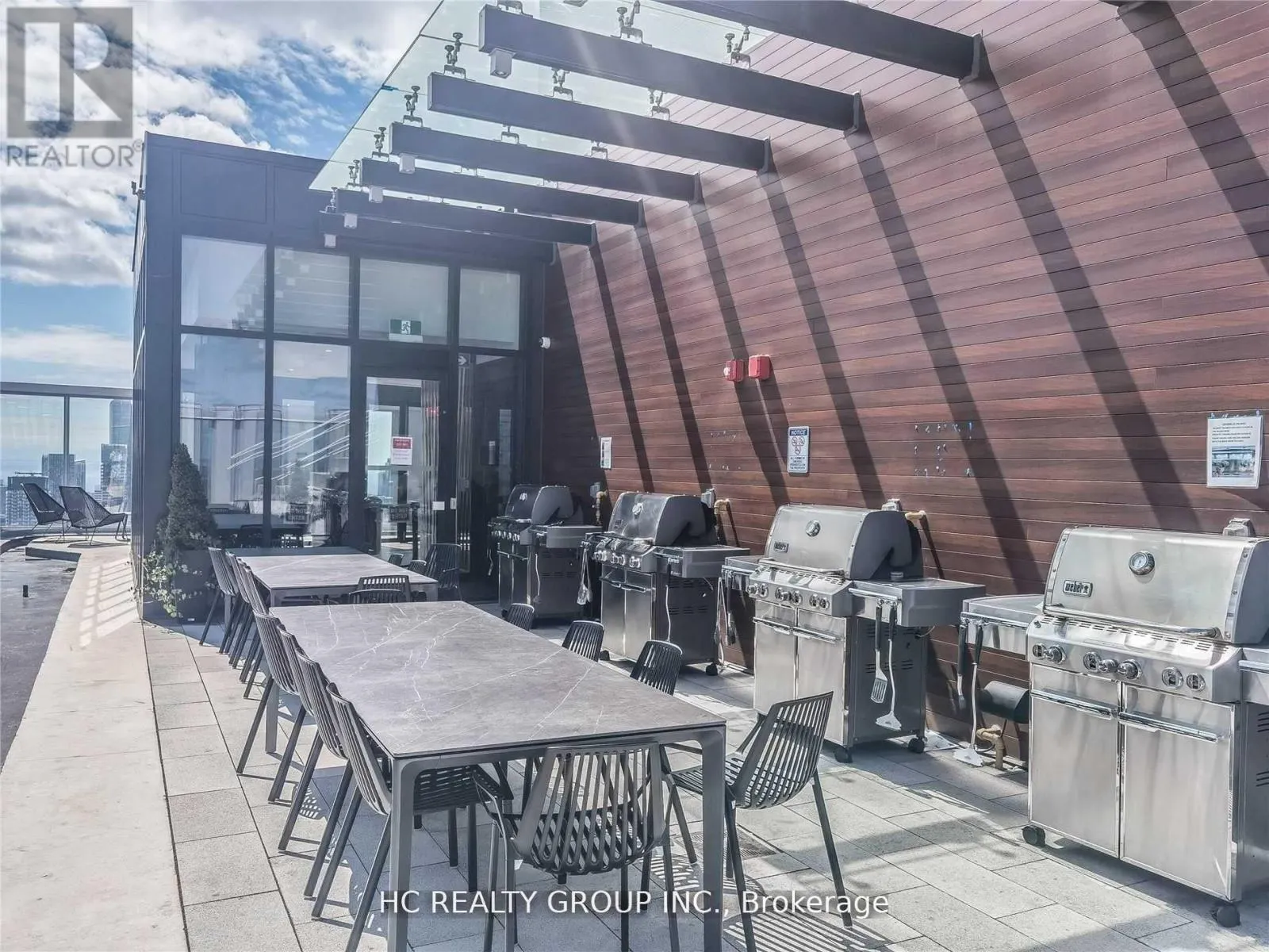 4001 - 1 YORKVILLE AVENUE