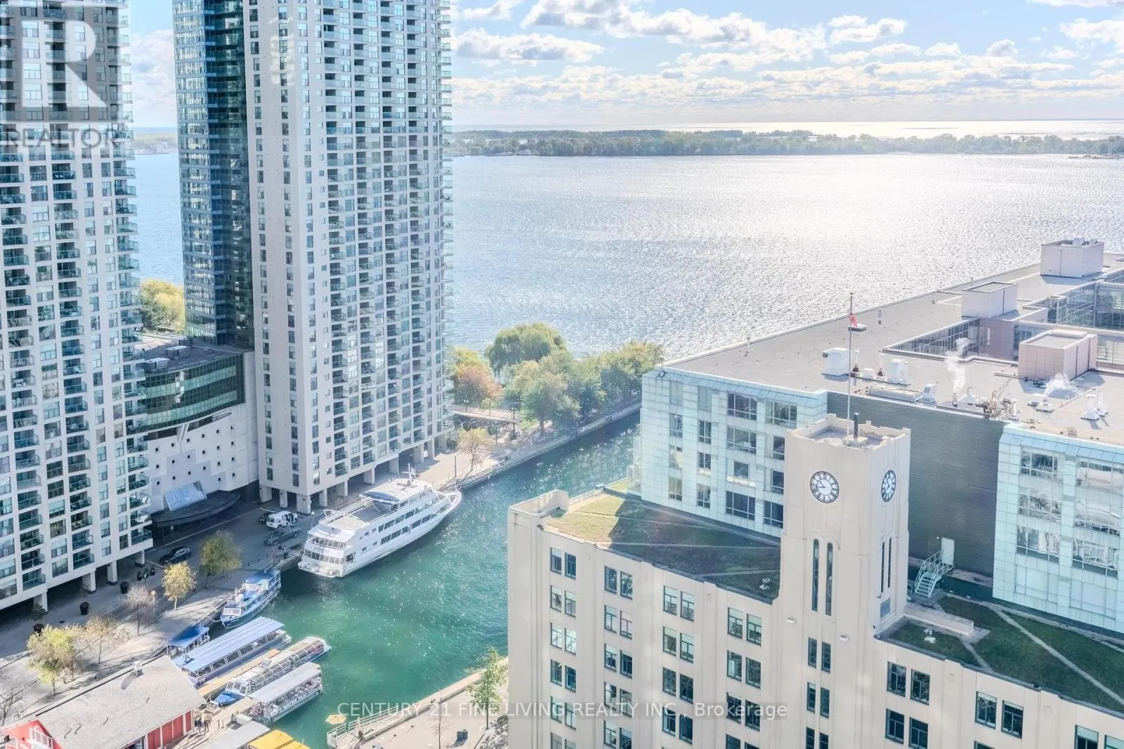 2407 - 208 QUEENS QUAY W