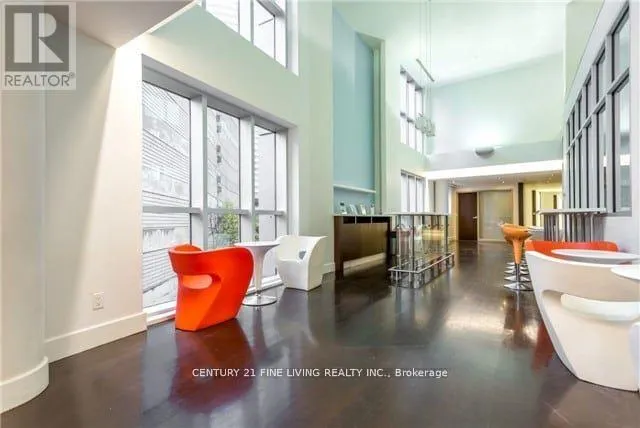 2407 - 208 QUEENS QUAY W