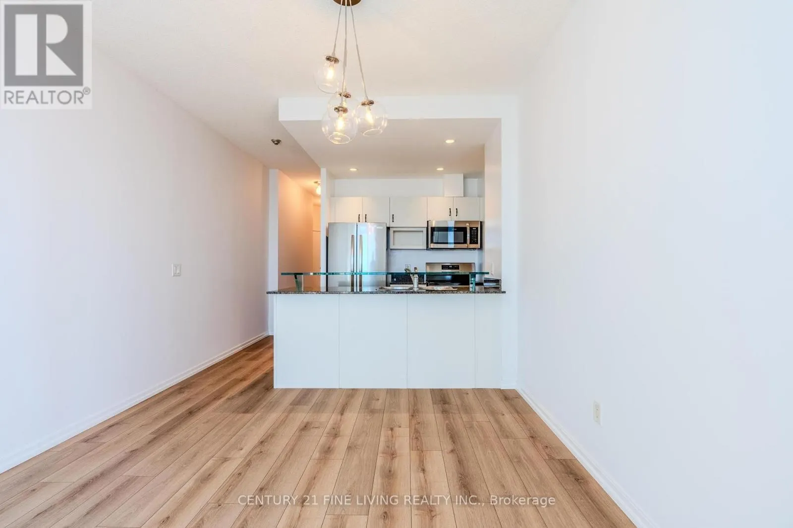 2407 - 208 QUEENS QUAY W