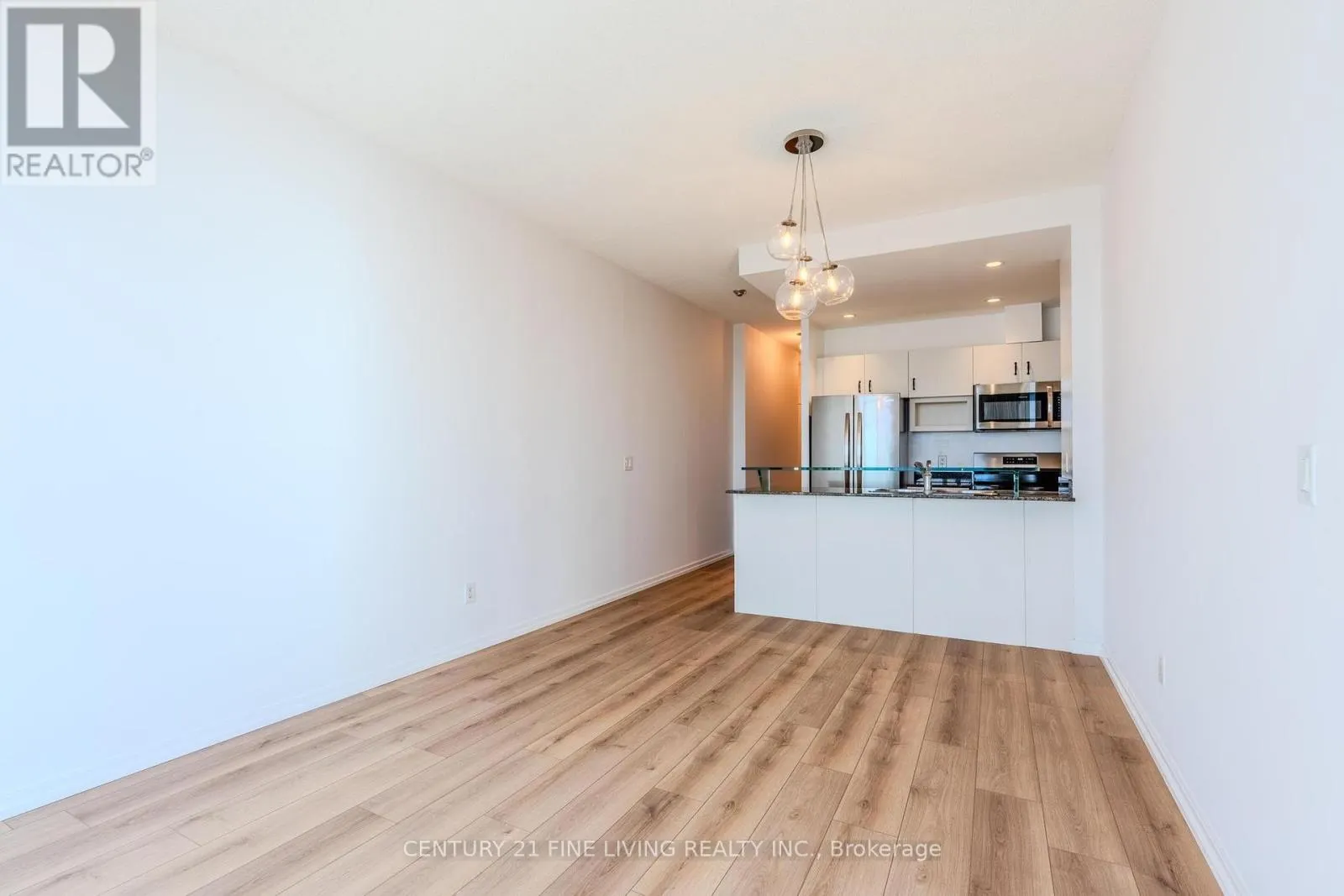 2407 - 208 QUEENS QUAY W