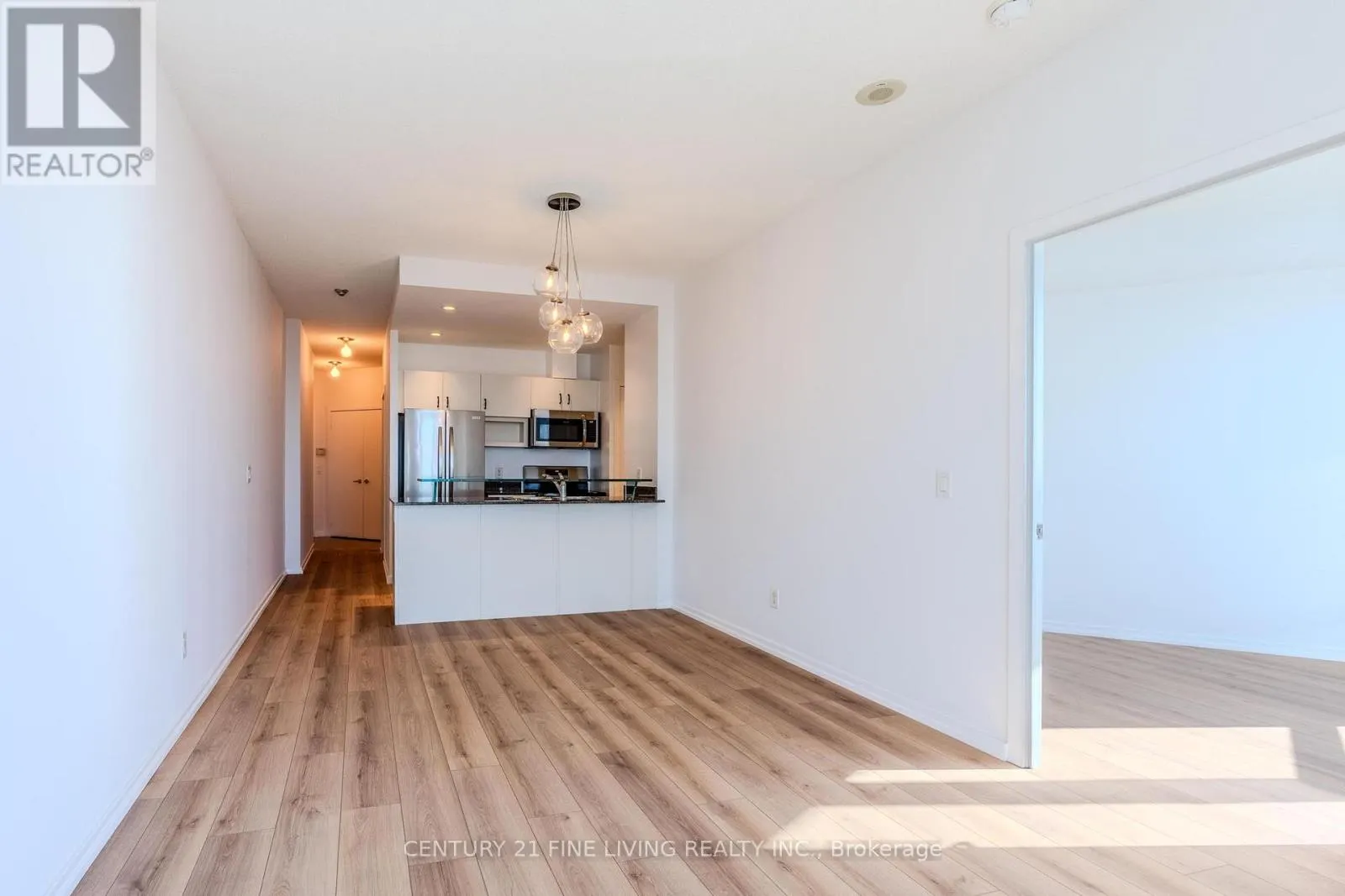2407 - 208 QUEENS QUAY W