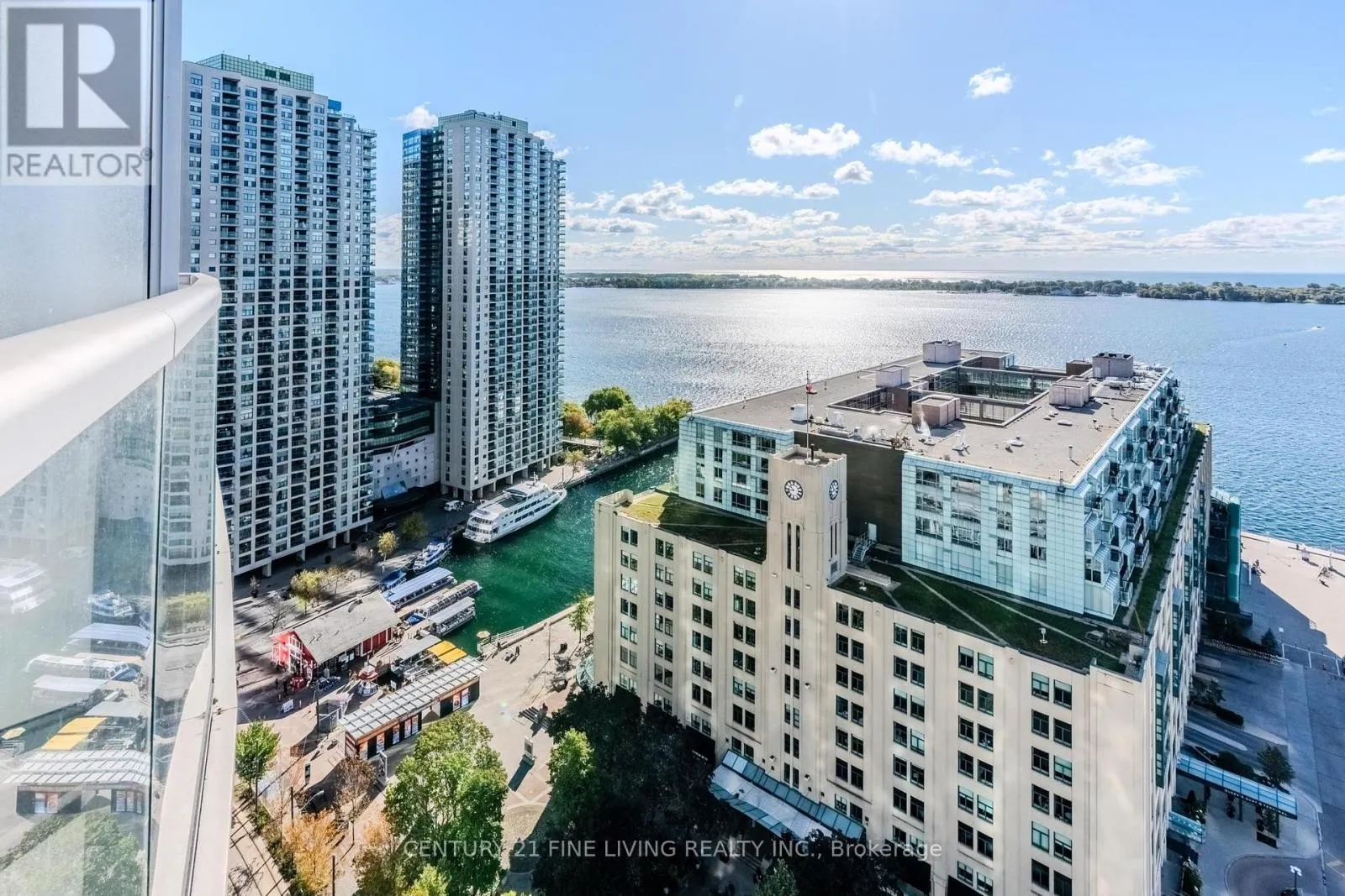 2407 - 208 QUEENS QUAY W